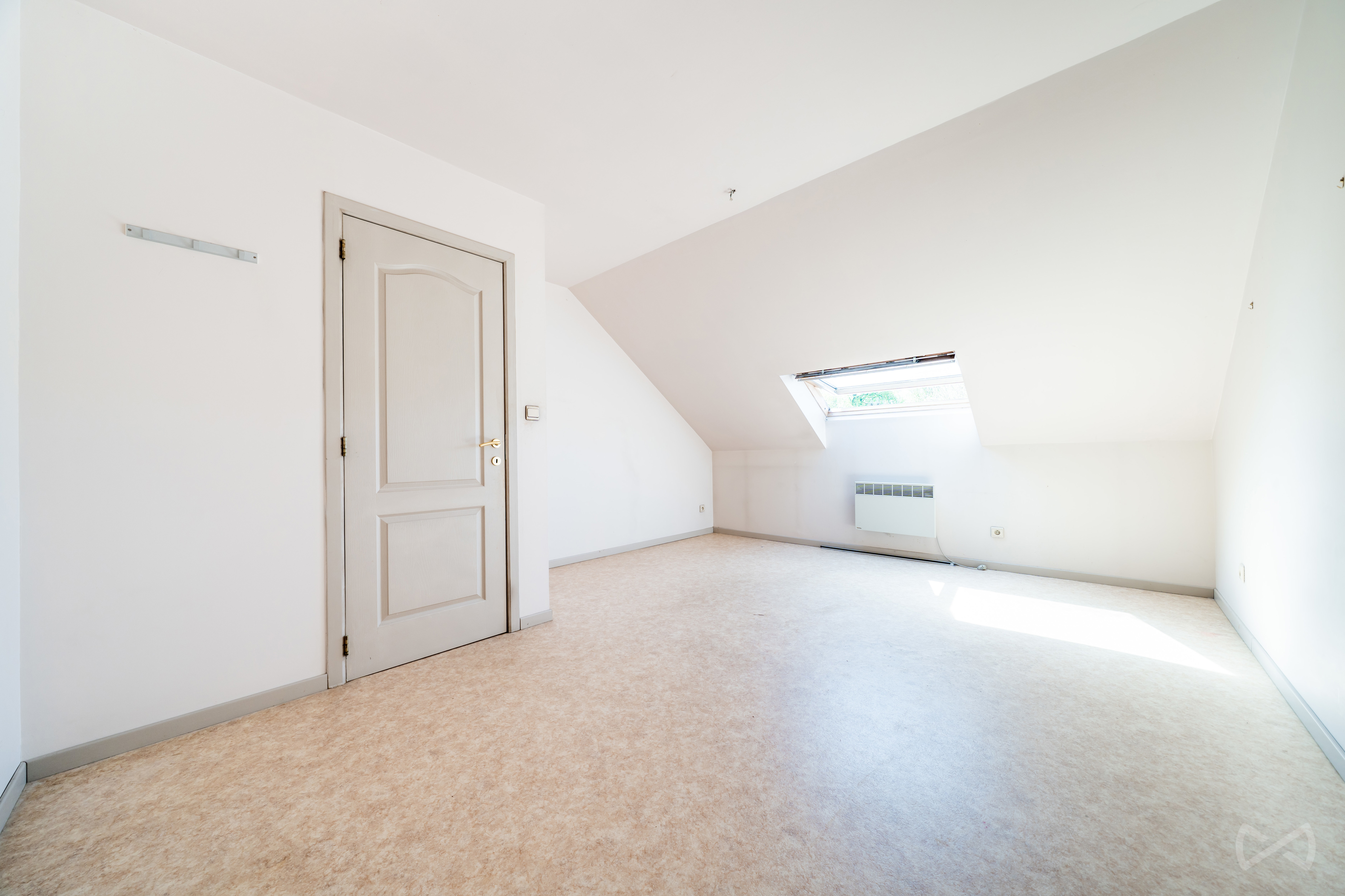 Picture 1 of 4 for Multi-purpose building with two bedrooms in Couvin