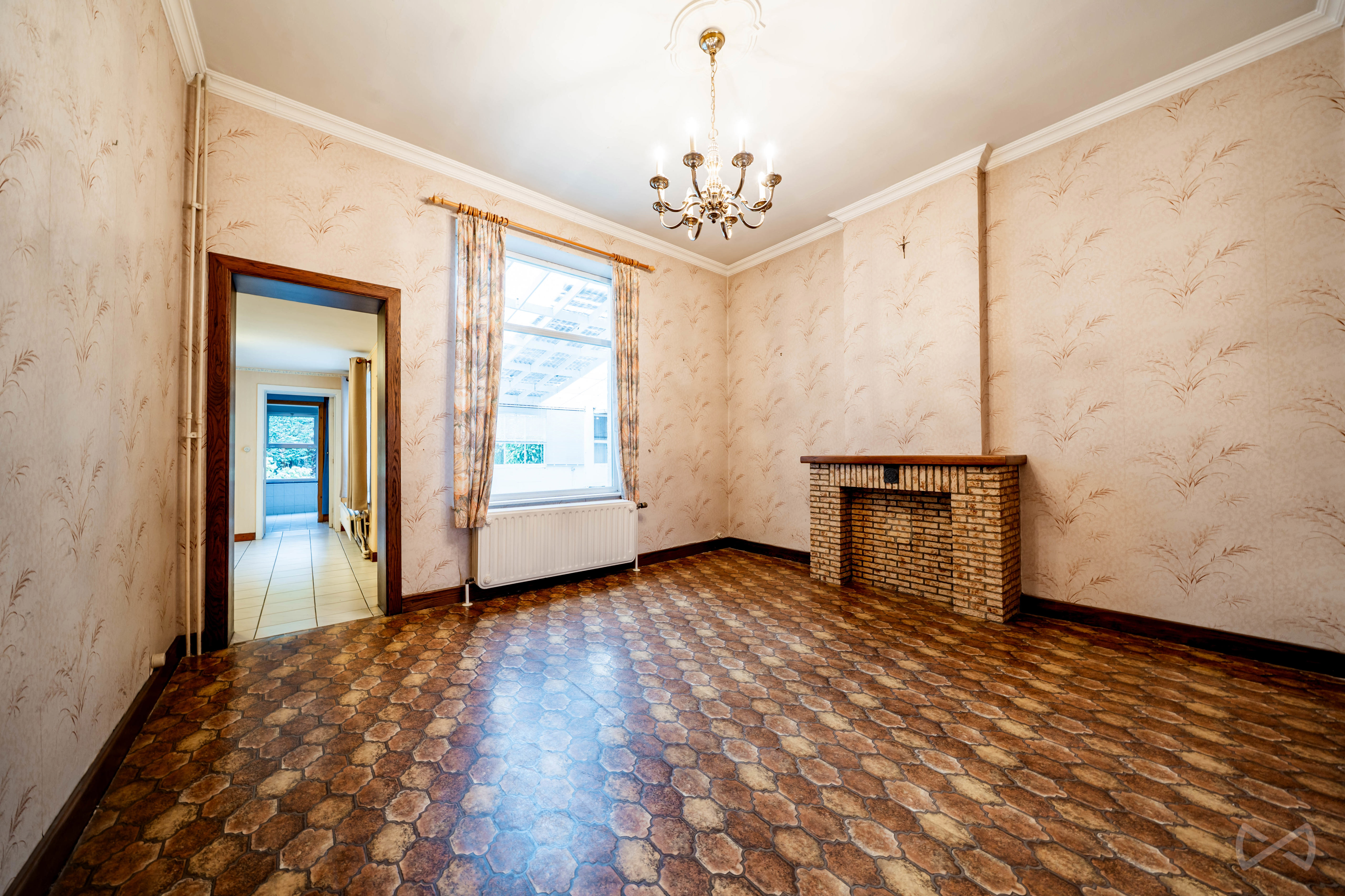 Foto 4 van 4 van Huis met vier slaapkamers in Orp-le-grand