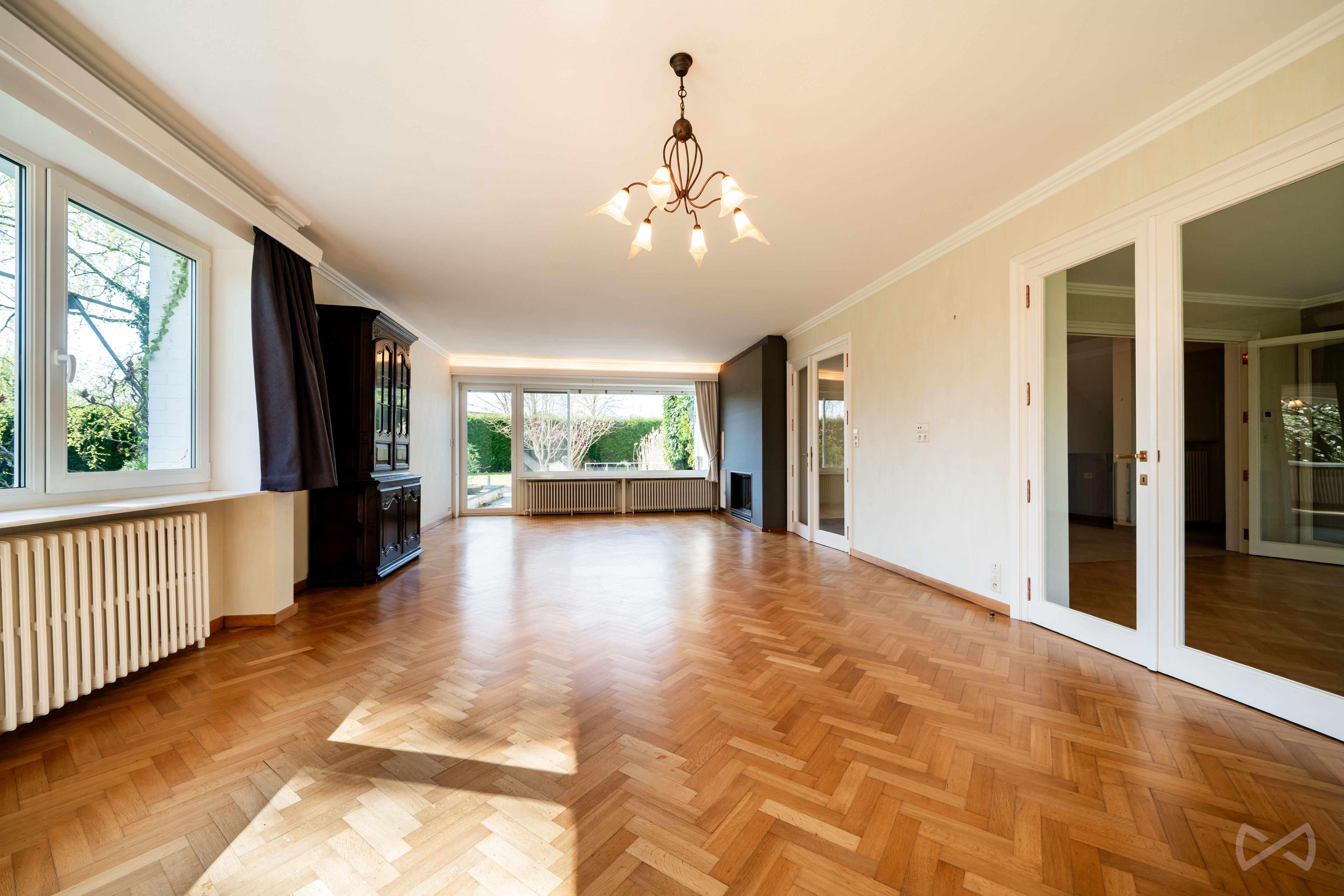 Foto 4 van 4 van Villa met zes slaapkamers in Baudour