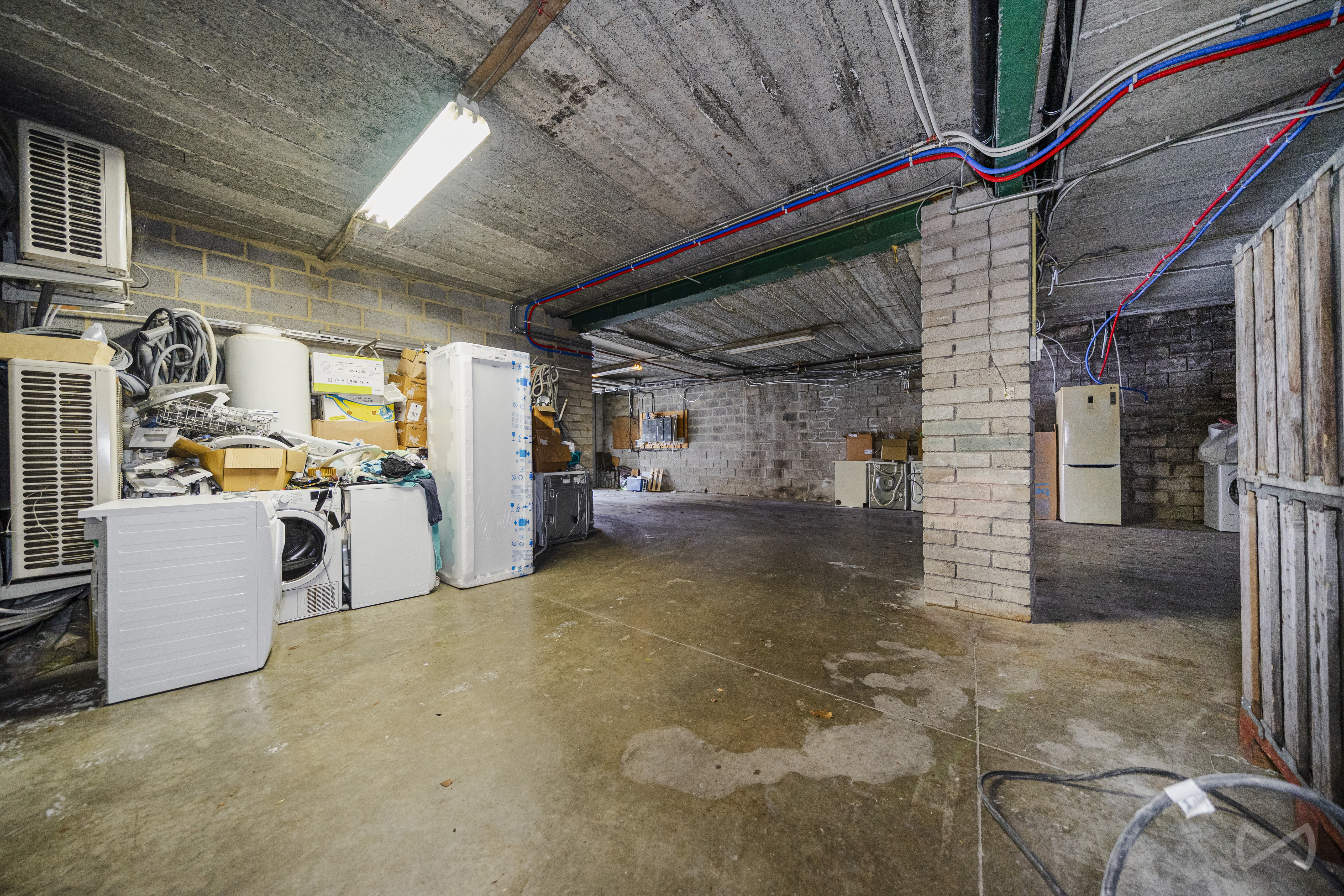 Picture 1 of 4 for Commercial groundfloor in Seraing