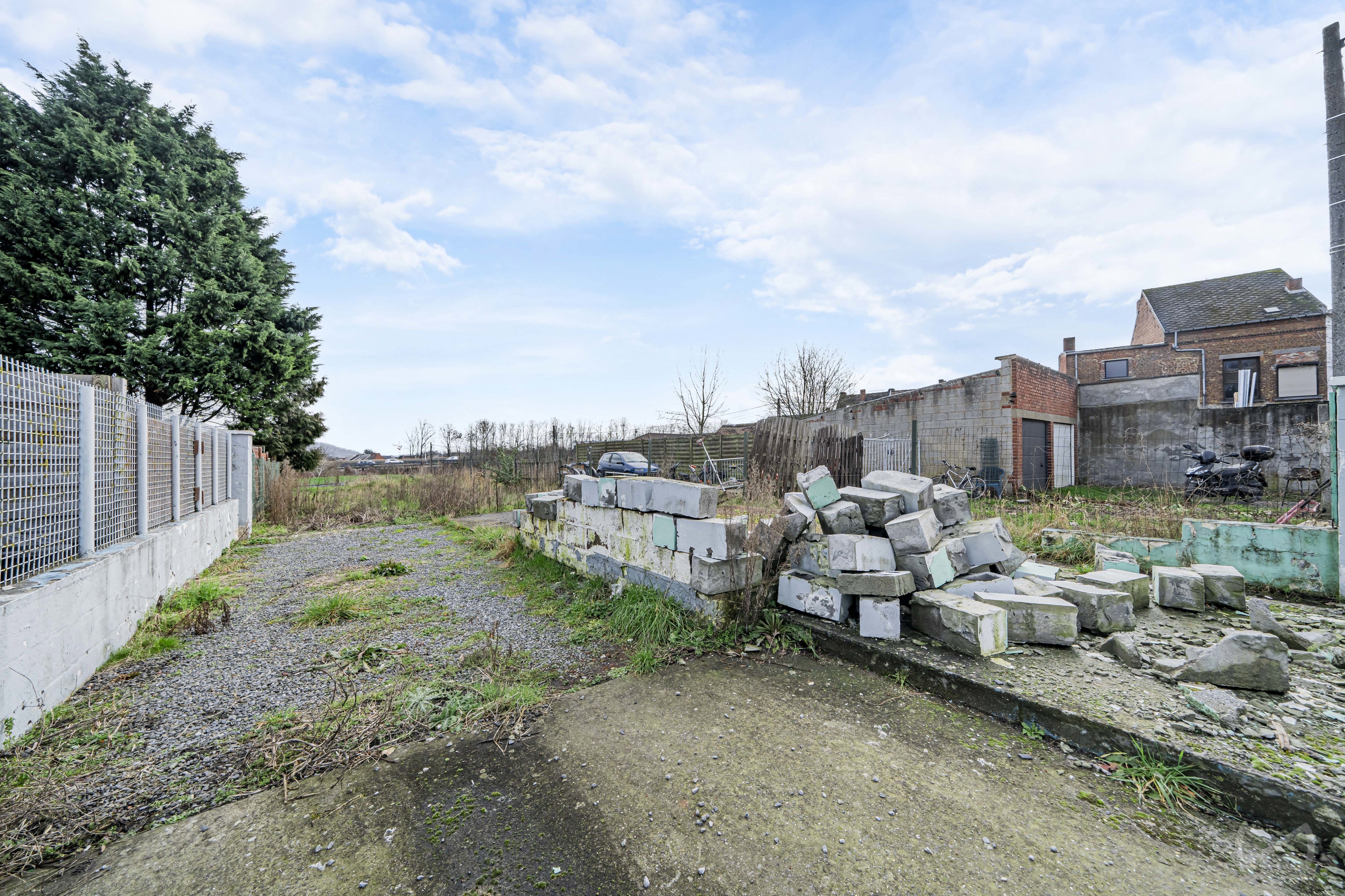 Picture 3 of 4 for House with one bedroom in Cuesmes