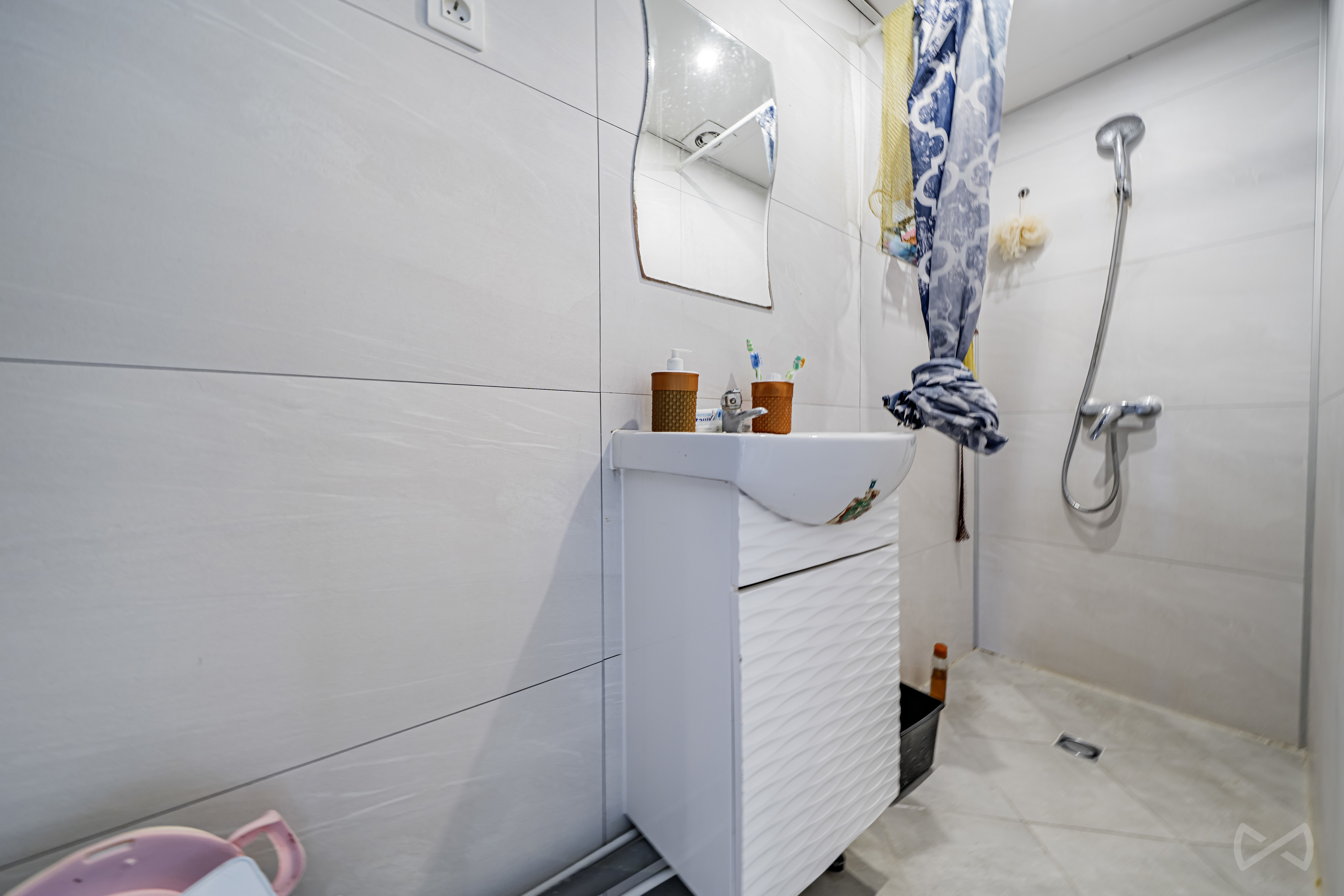 Picture 1 of 4 for House with five bedrooms in Woluwe-saint-lambert