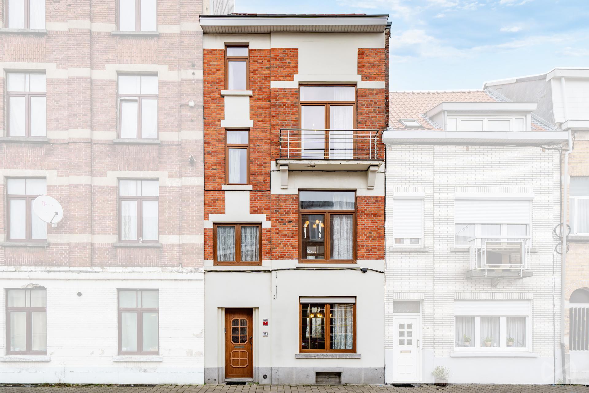 Picture 2 of 3 for House with six bedrooms in Anderlecht