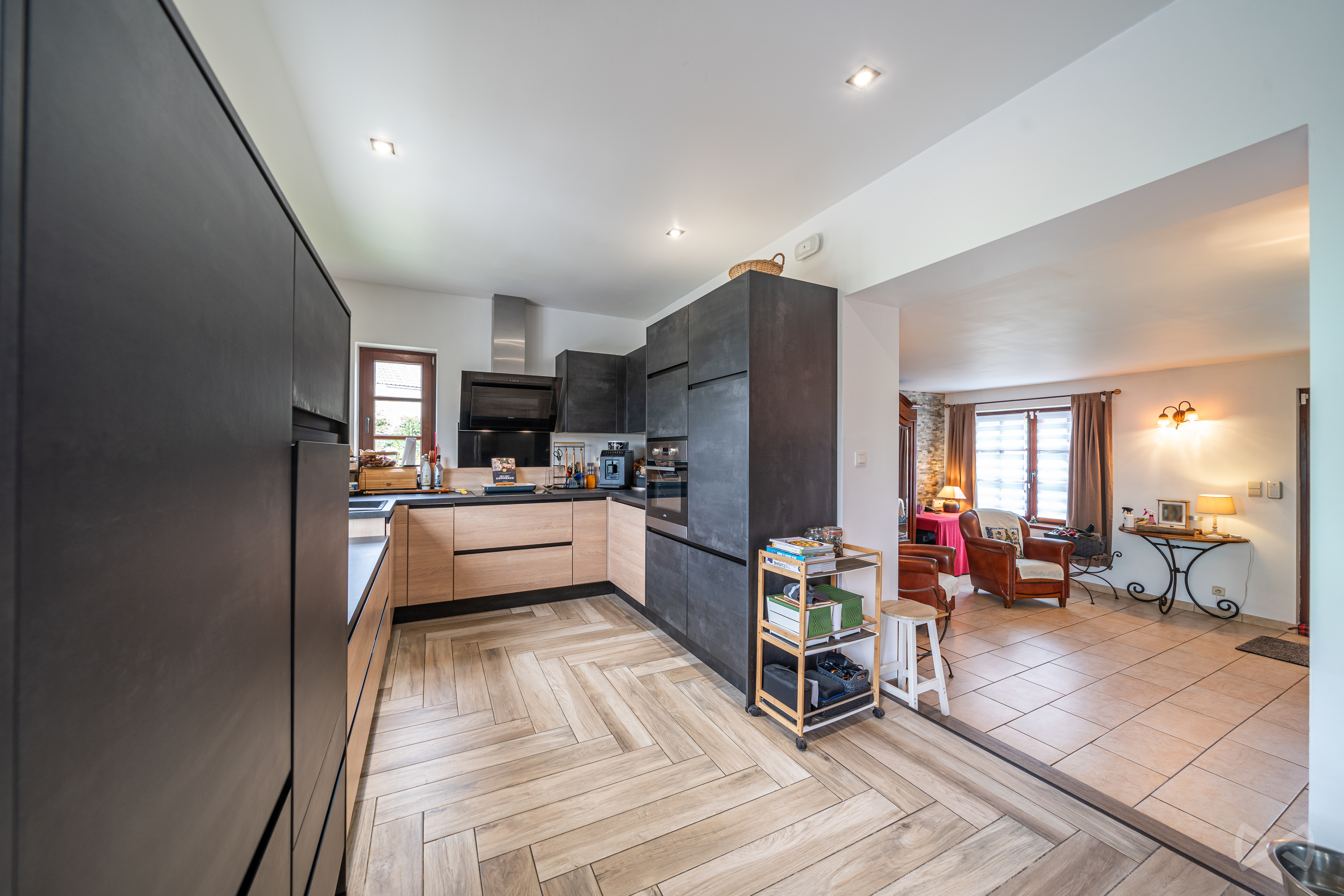 Foto 3 van 4 van Huis met vier slaapkamers in Braine-le-comte