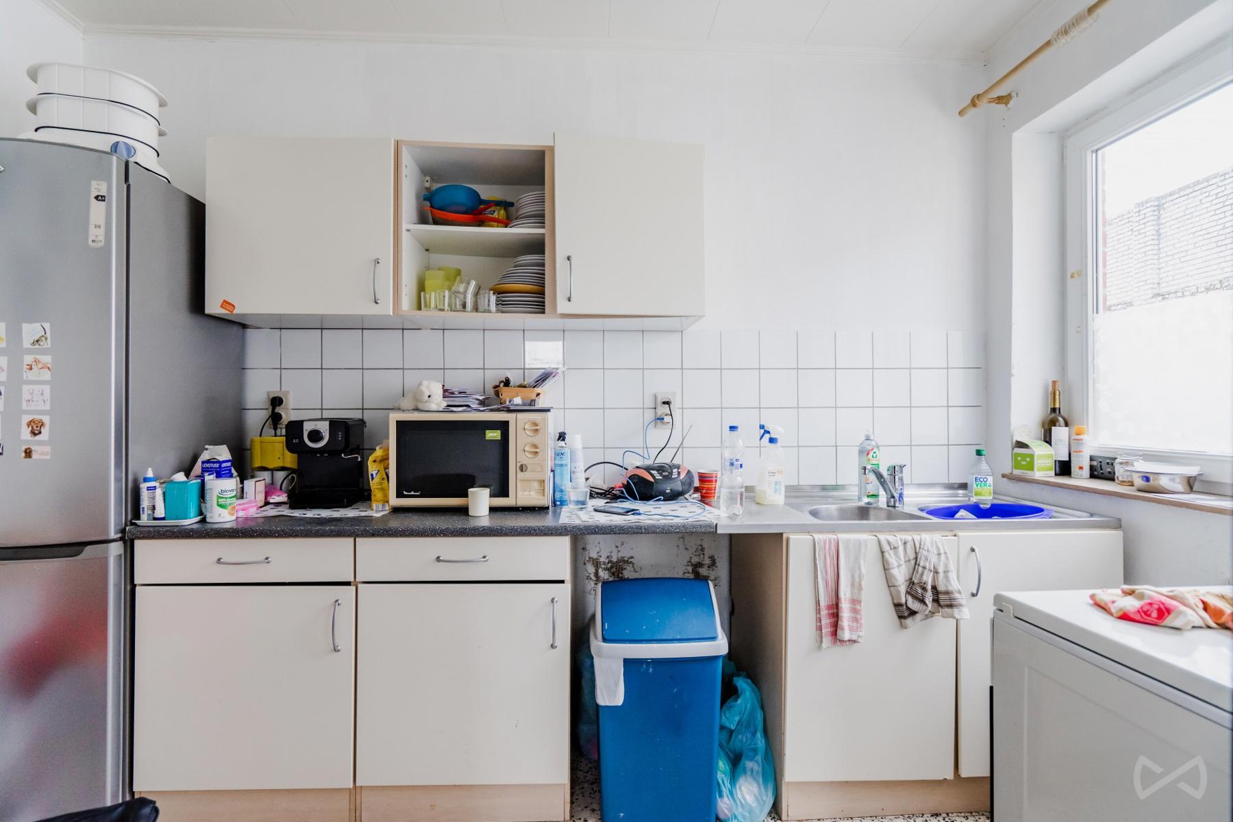 Foto 4 van 4 van Appartementsgebouw met vier slaapkamers in Marcinelle
