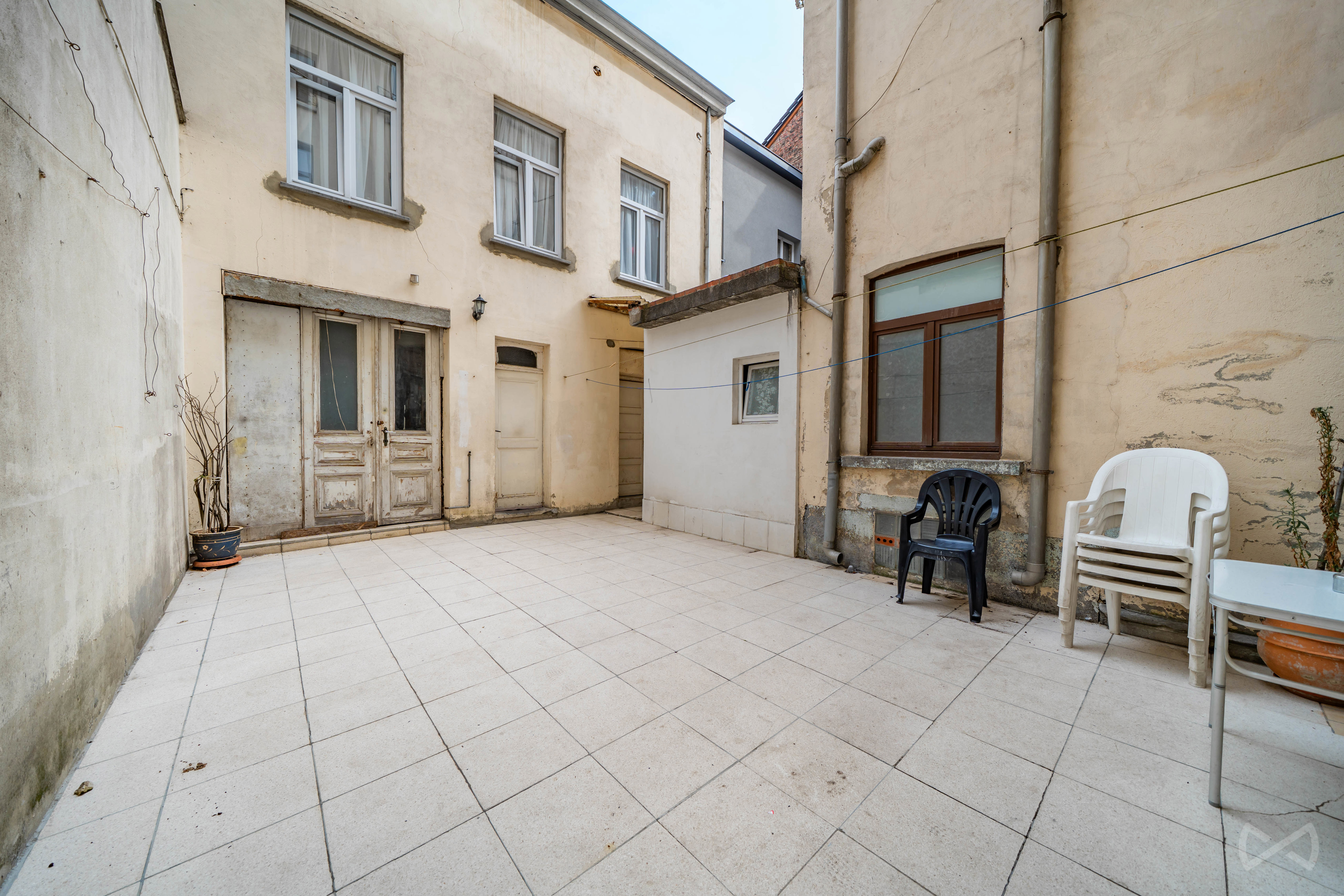 Photo 4 sur 4 pour Immeuble à appartements de neuf chambres à Bruxelles