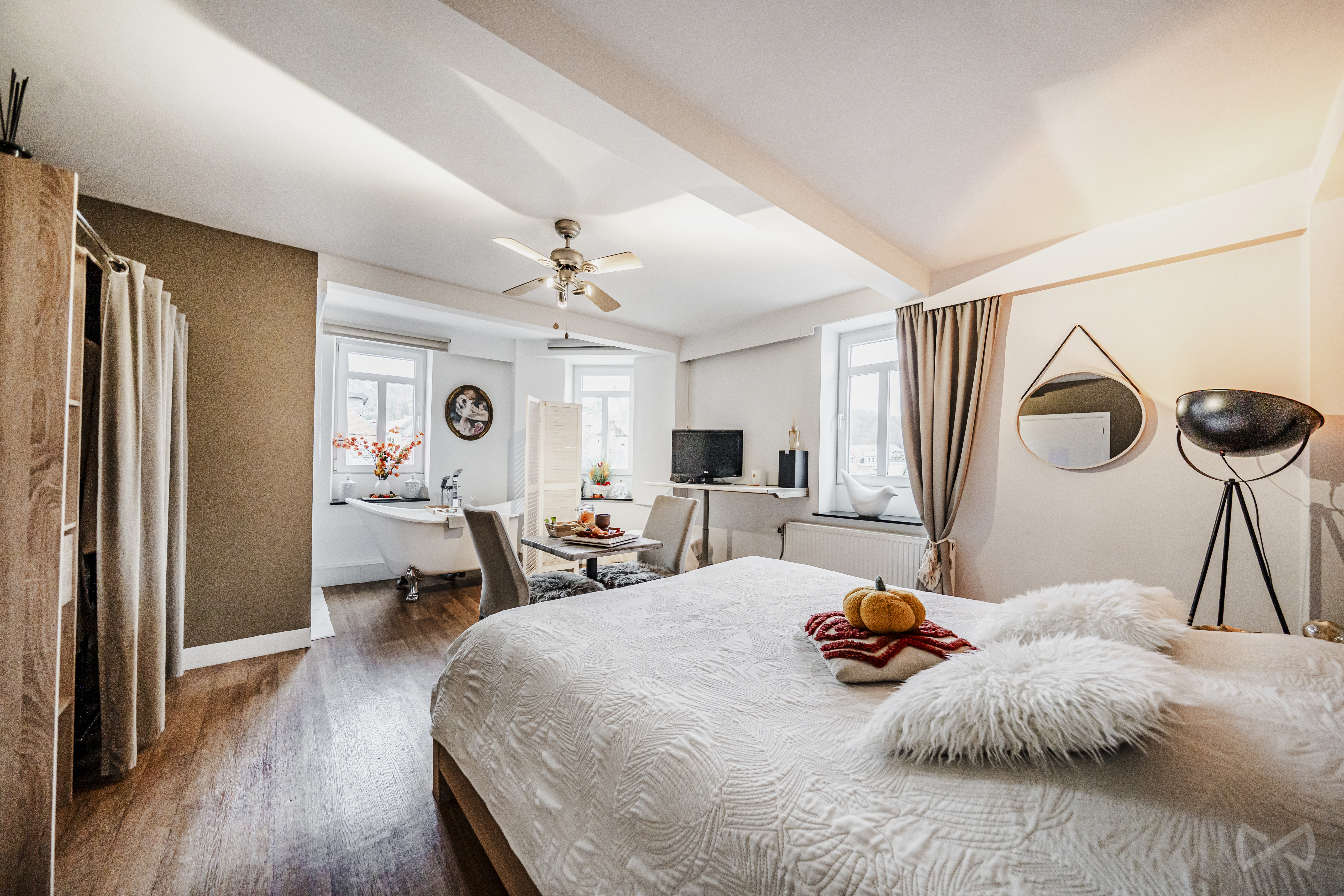 Picture 3 of 4 for Multi-purpose building with six bedrooms in Beauraing