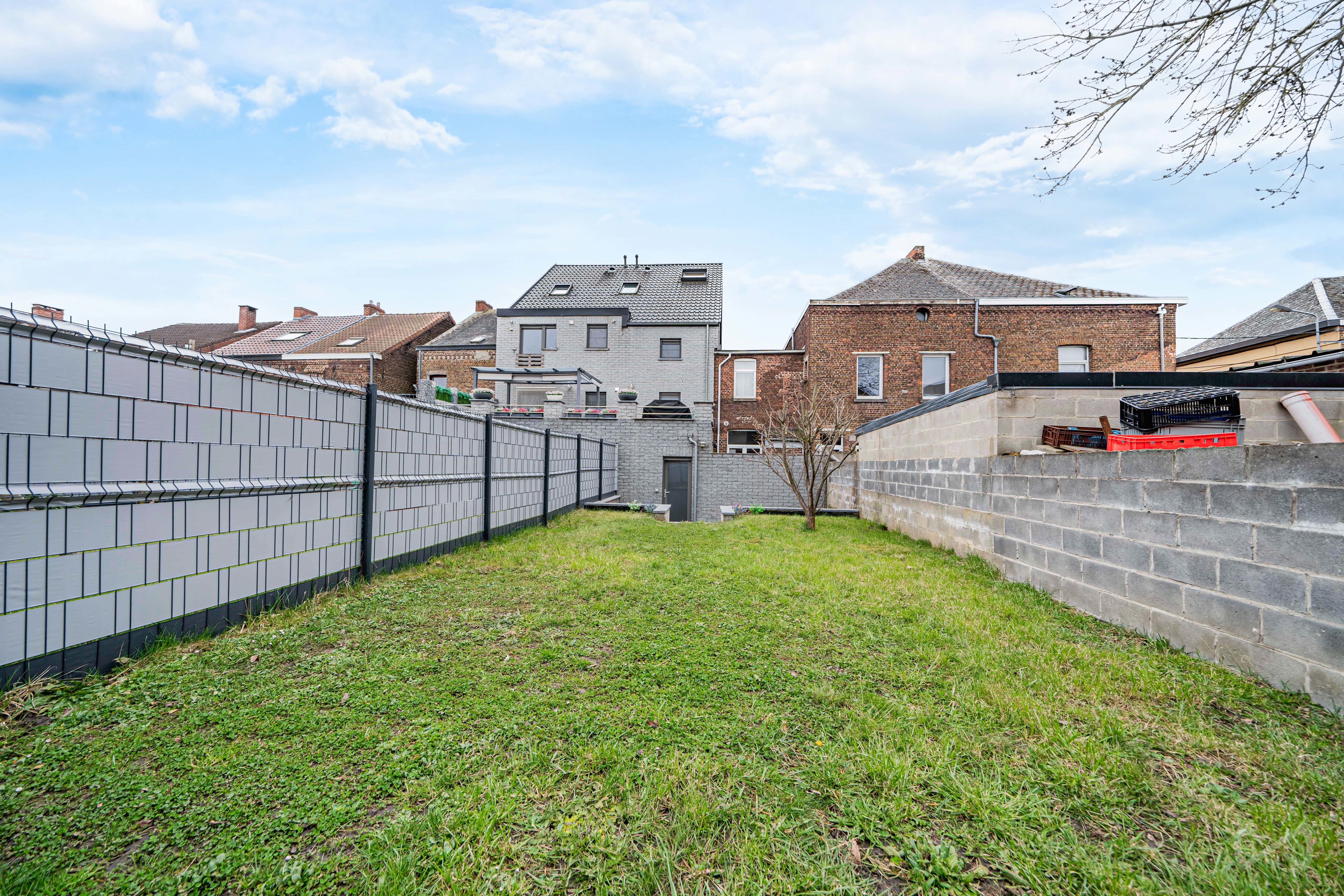 Photo 2 sur 4 pour Duplex de trois chambres à La Louvière Haine-Saint-Pierre