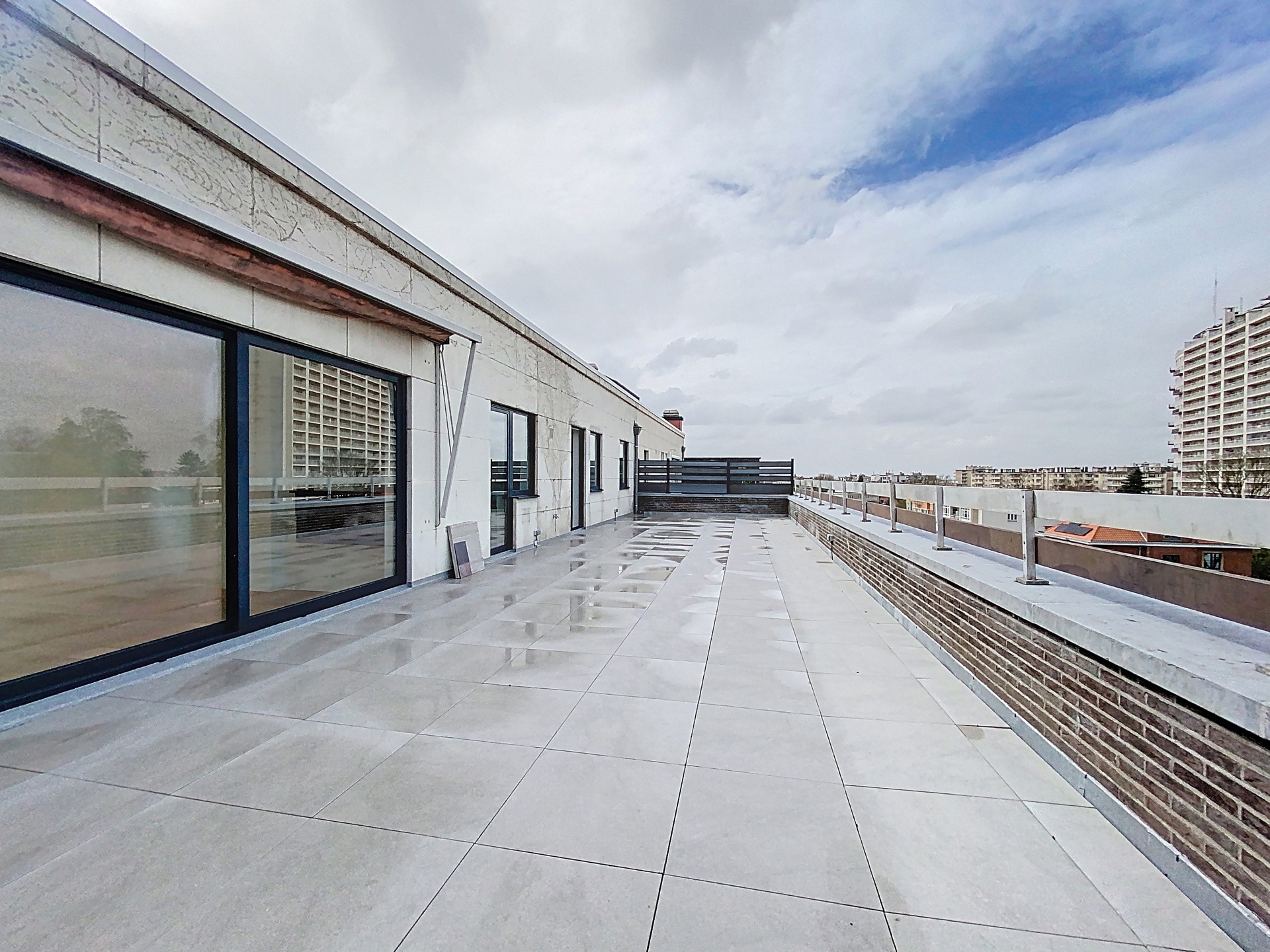 Picture 3 of 4 for Penthouse with two bedrooms in Forest