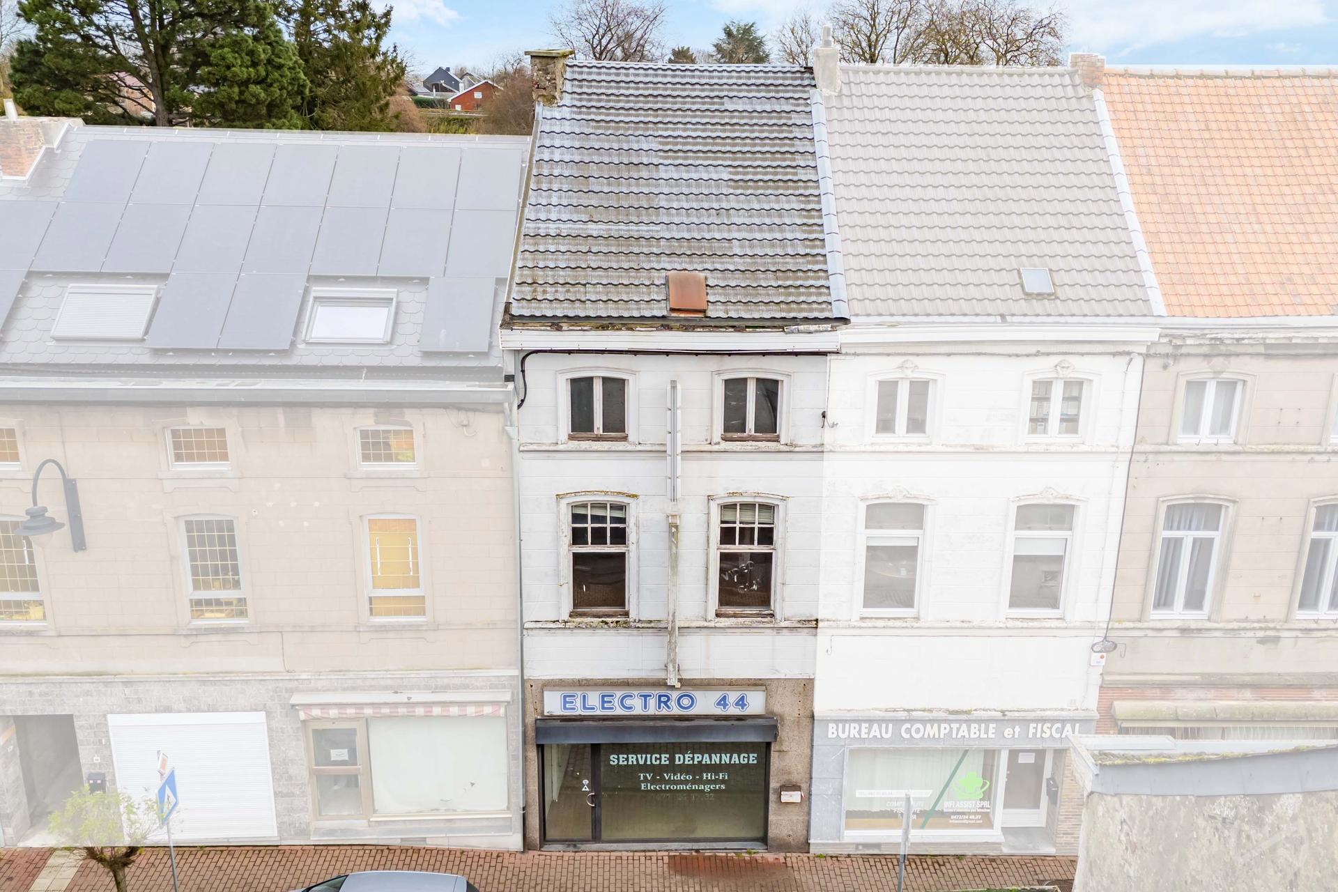 Photo 4 sur 4 pour Immeuble mixte de cinq chambres à Perwez