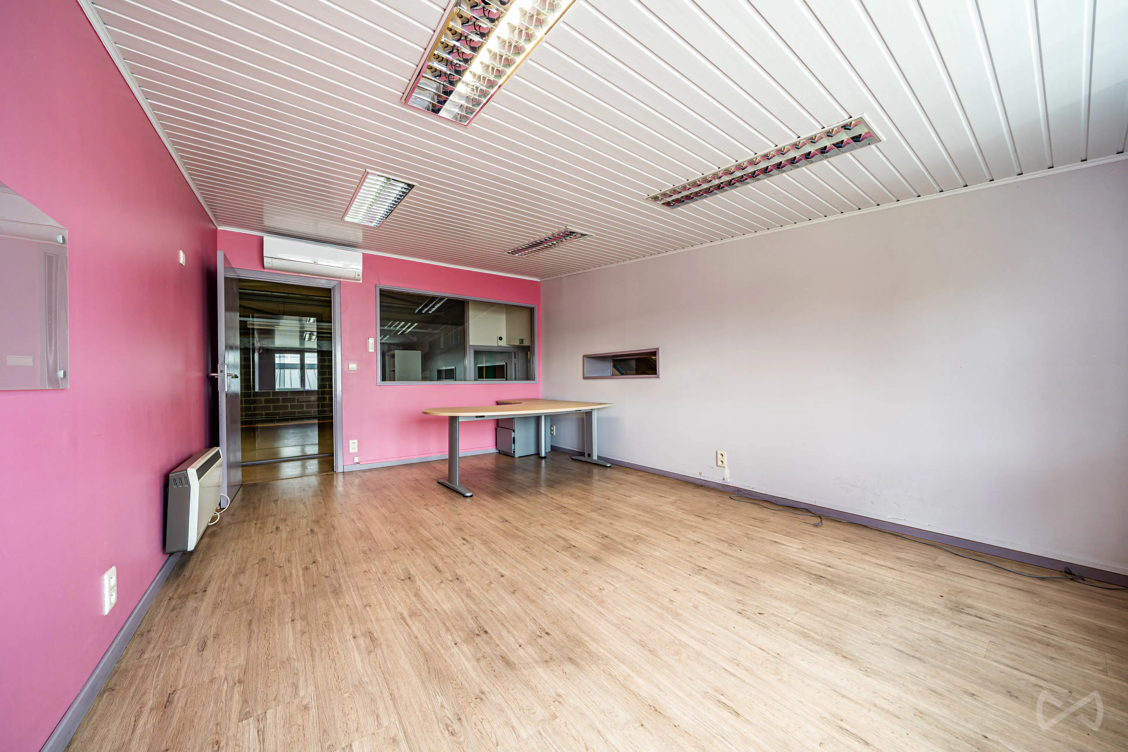 Foto 4 van 4 van Gebouw voor gemengd gebruik in Beaumont