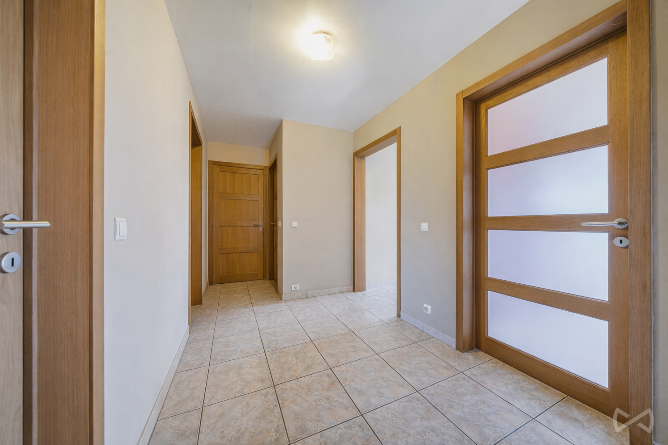 Photo 4 sur 4 pour Bel-étage de deux chambres à Yvoir Godinne