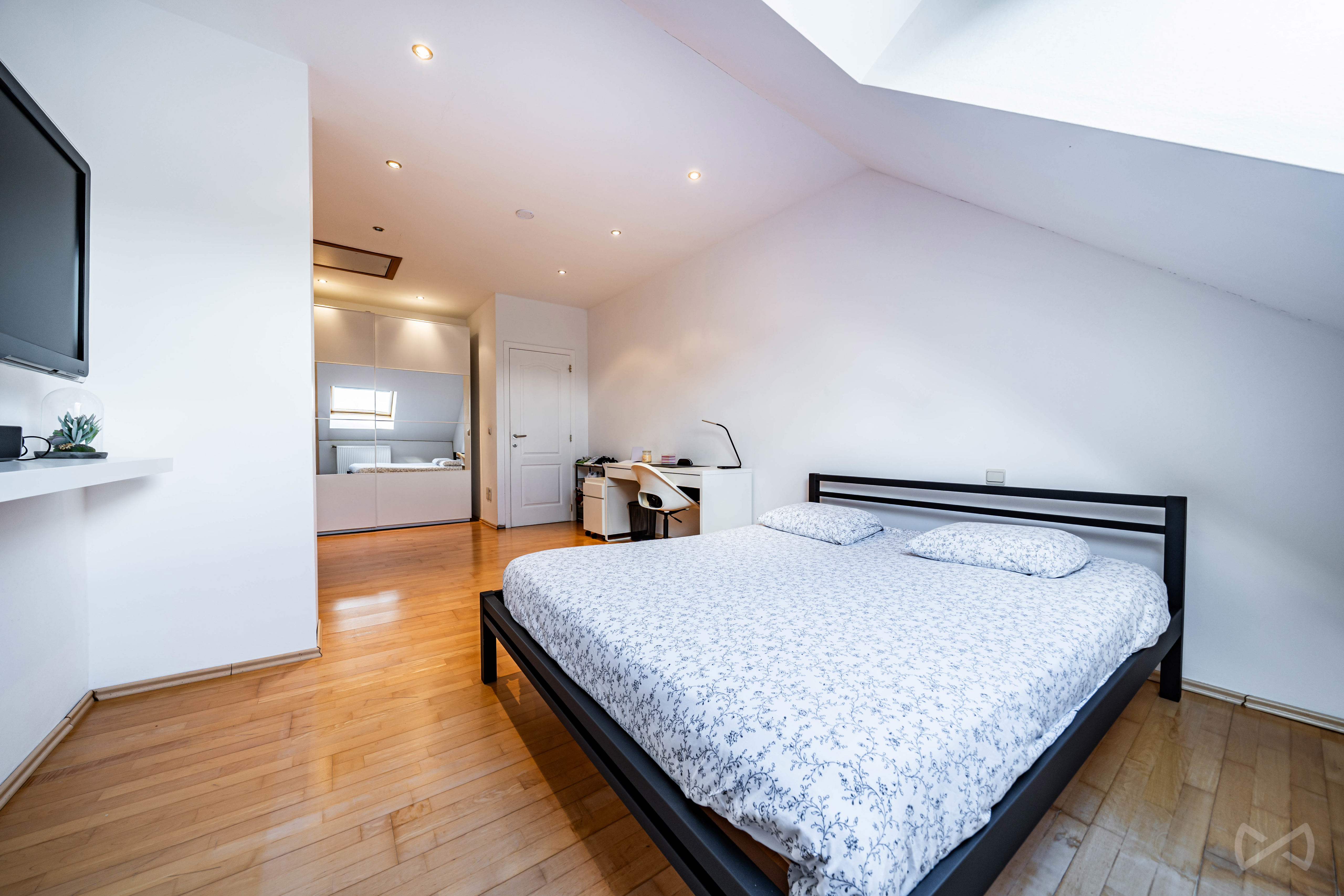 Picture 2 of 4 for House with five bedrooms in Tertre