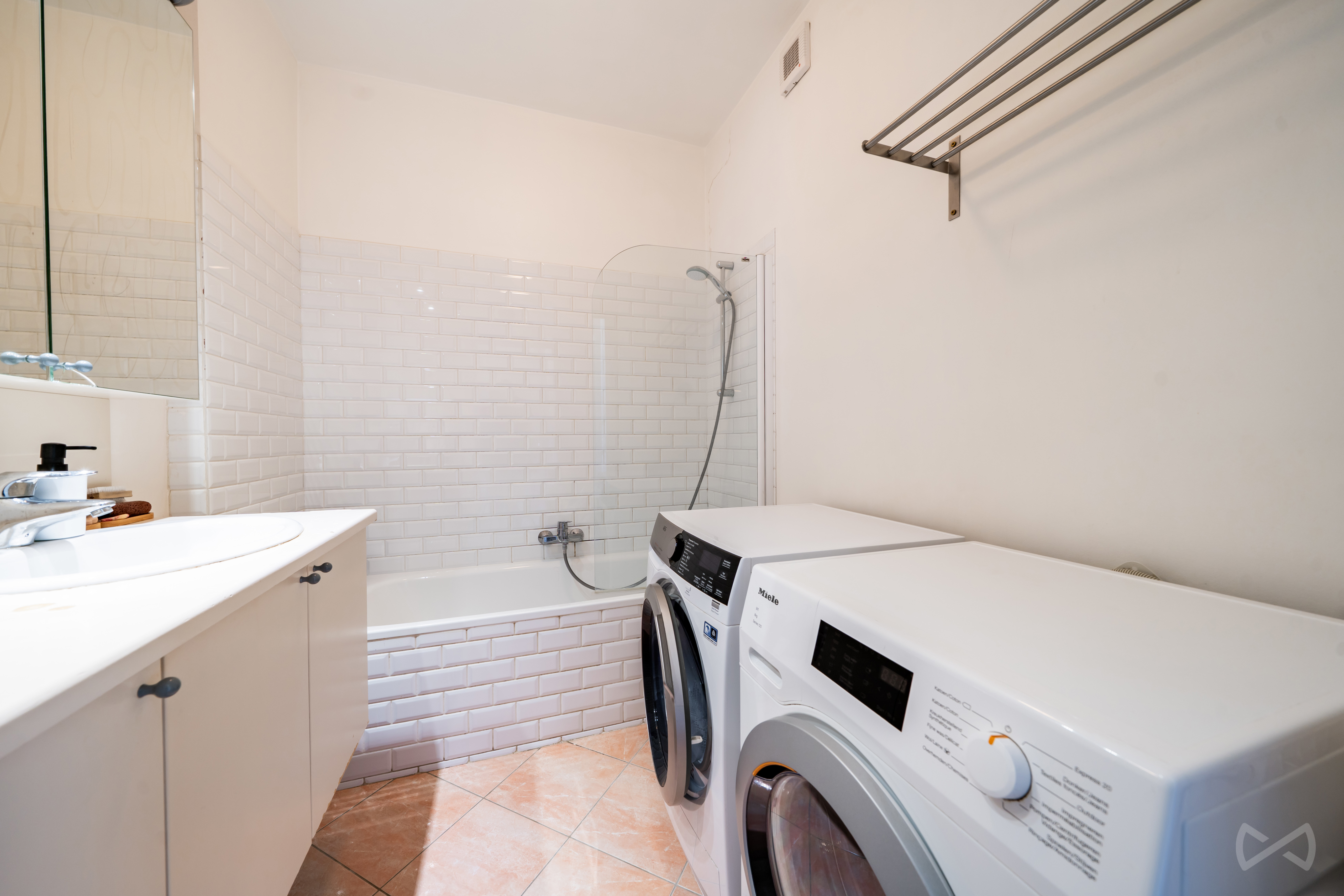 Picture 1 of 4 for Flat with two bedrooms in Schaerbeek