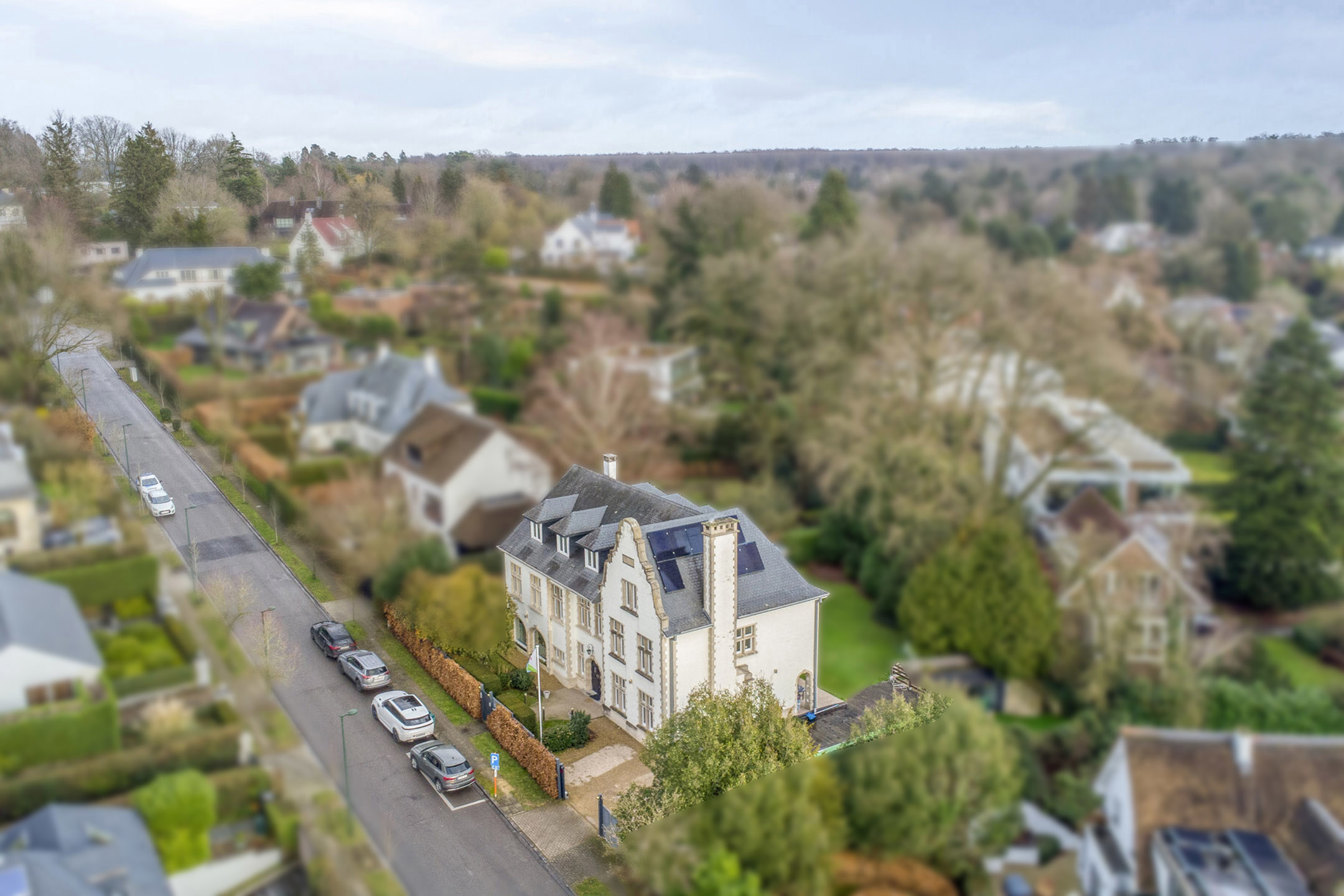 Photo 3 sur 4 pour Bien exceptionnel de neuf chambres à Ukkel