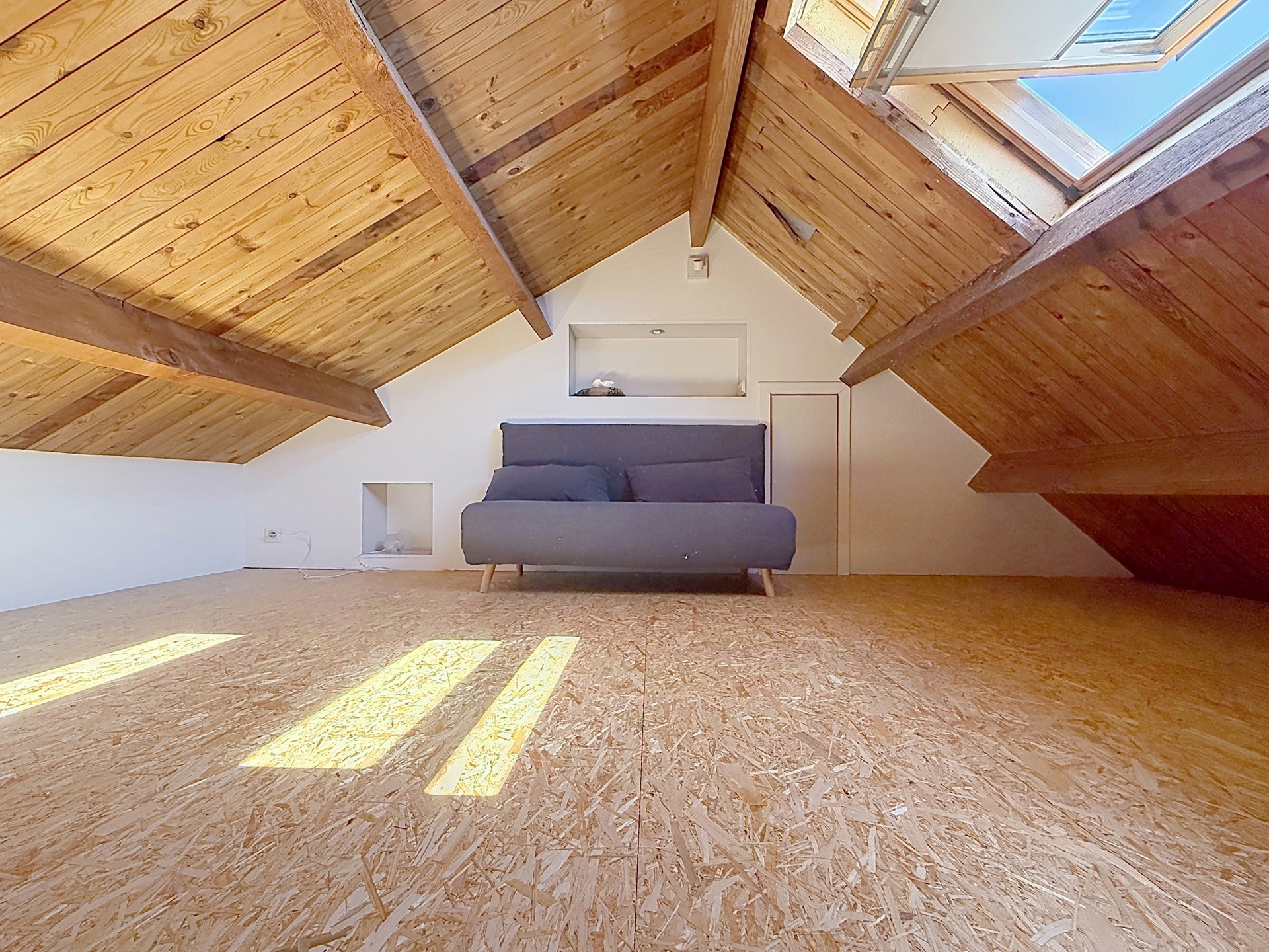 Foto 4 van 4 van Triplex met drie slaapkamers in Uccle