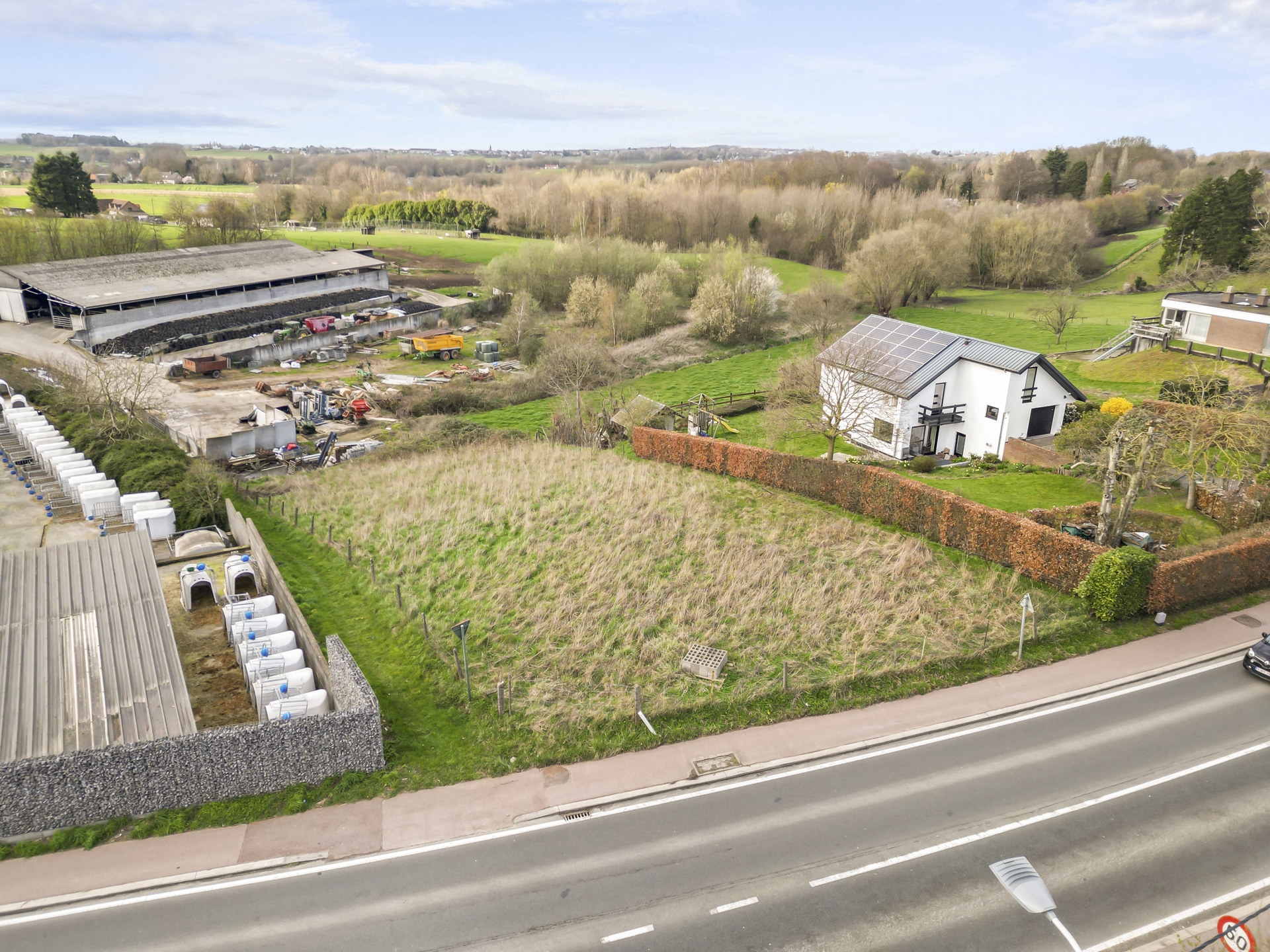Picture 3 of 3 for Building ground in Asse