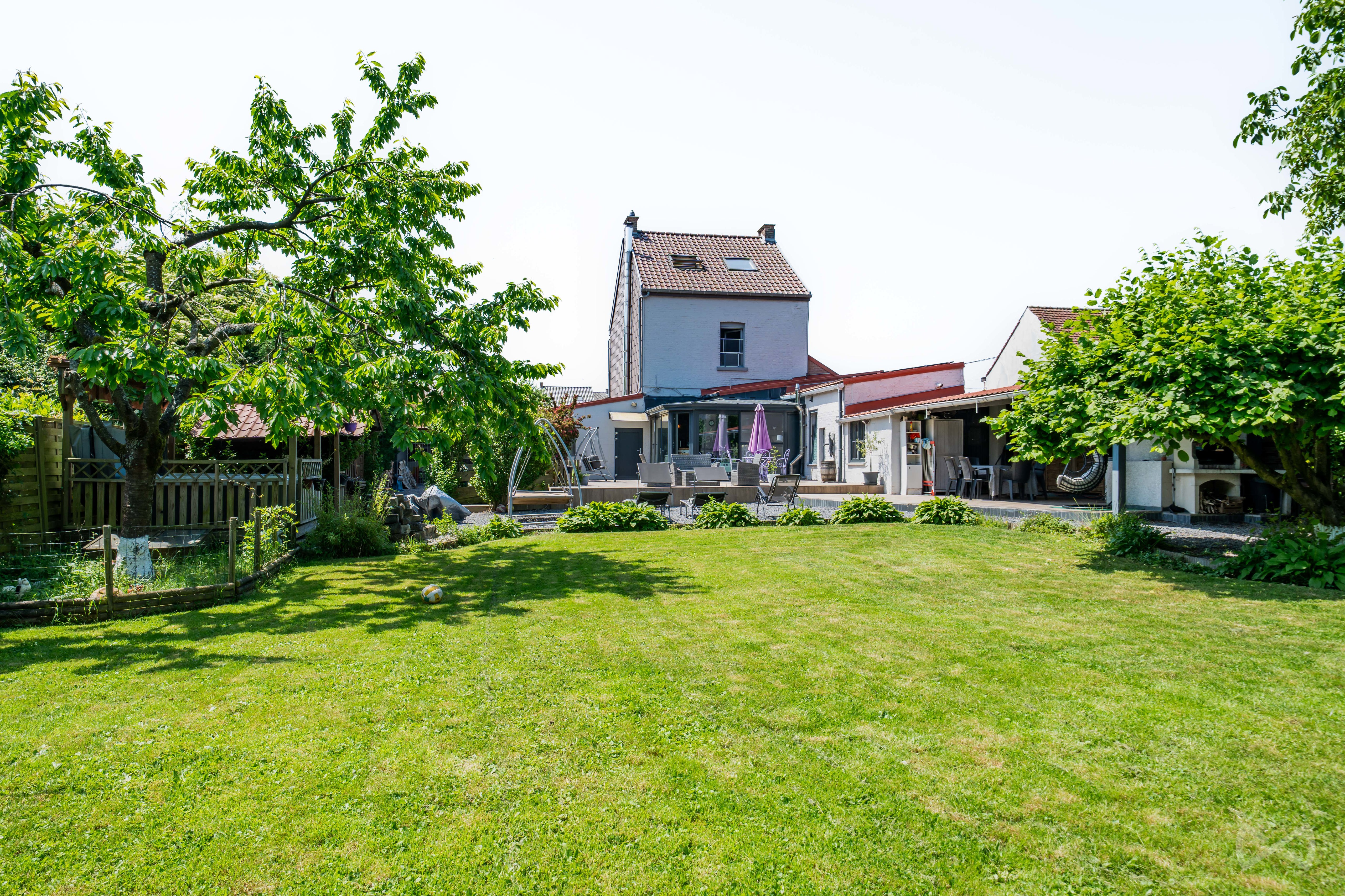 Photo 2 sur 4 pour Maison de maître de quatre chambres à Manage