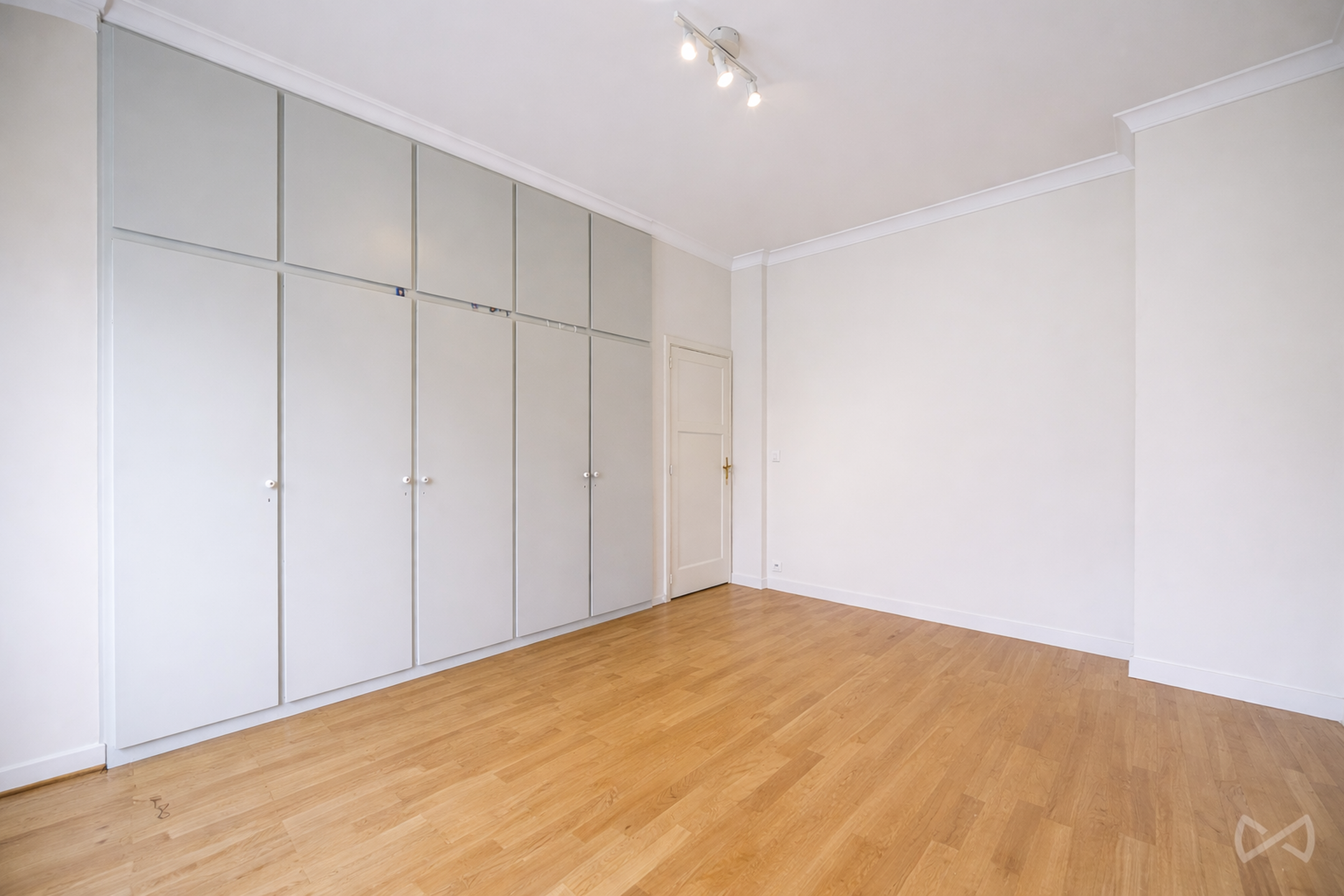 Picture 3 of 4 for Flat with four bedrooms in Brussels