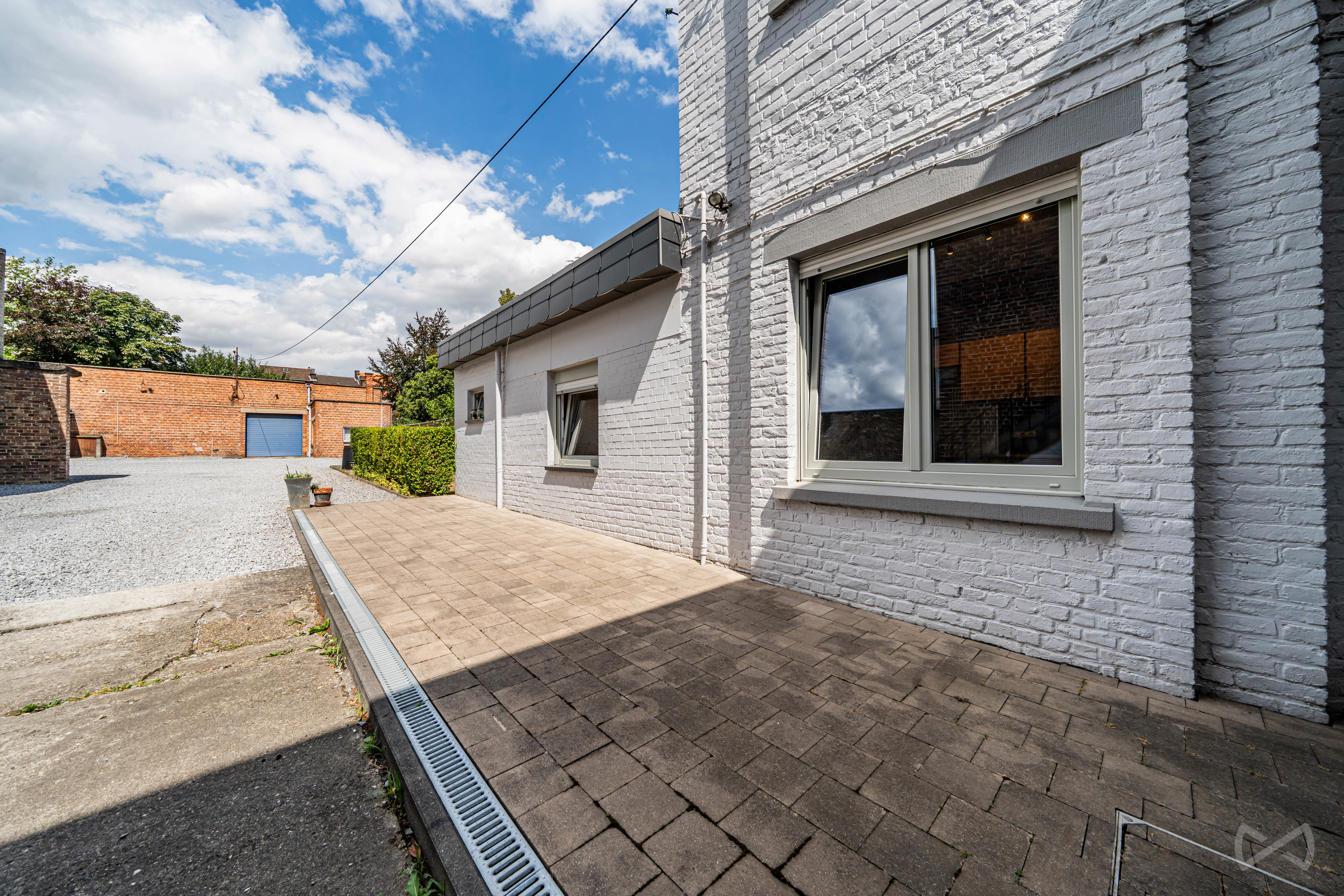 Picture 4 of 4 for Multi-purpose building with three bedrooms in Herstal