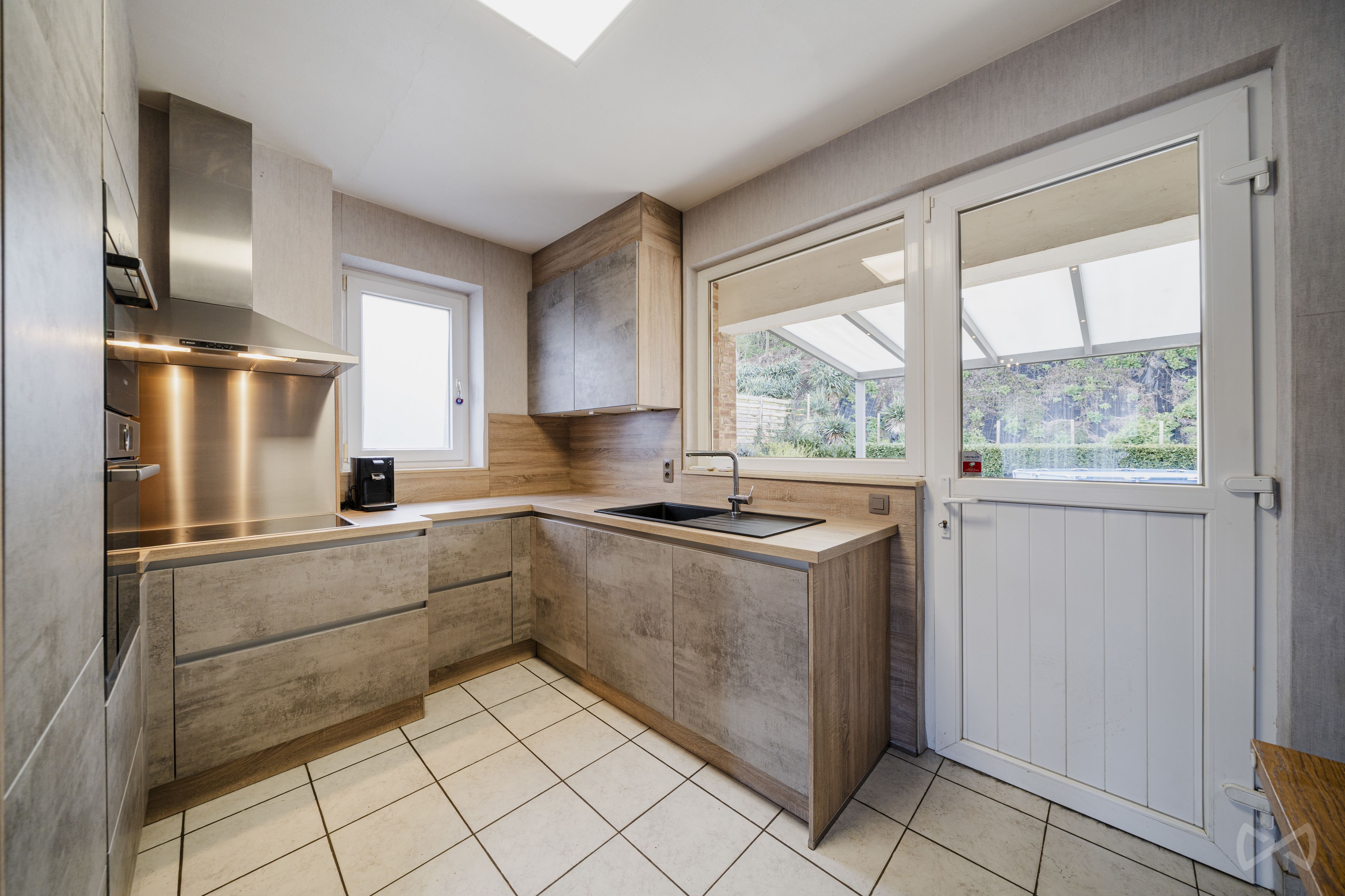 Foto 4 van 4 van Villa met vijf slaapkamers in Engis