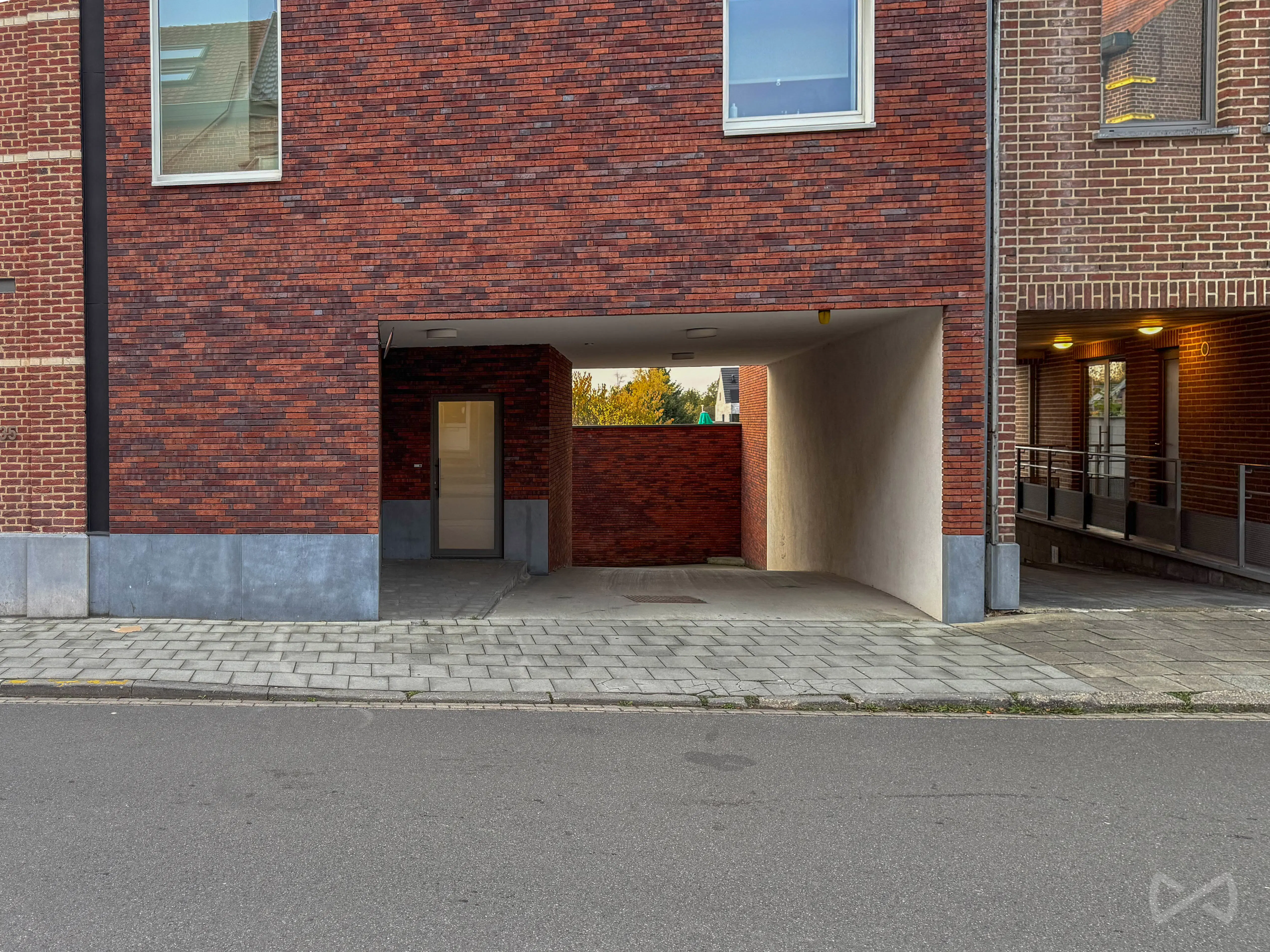 Picture 2 of 3 for Indoor parking in Leuven Kessel-Lo