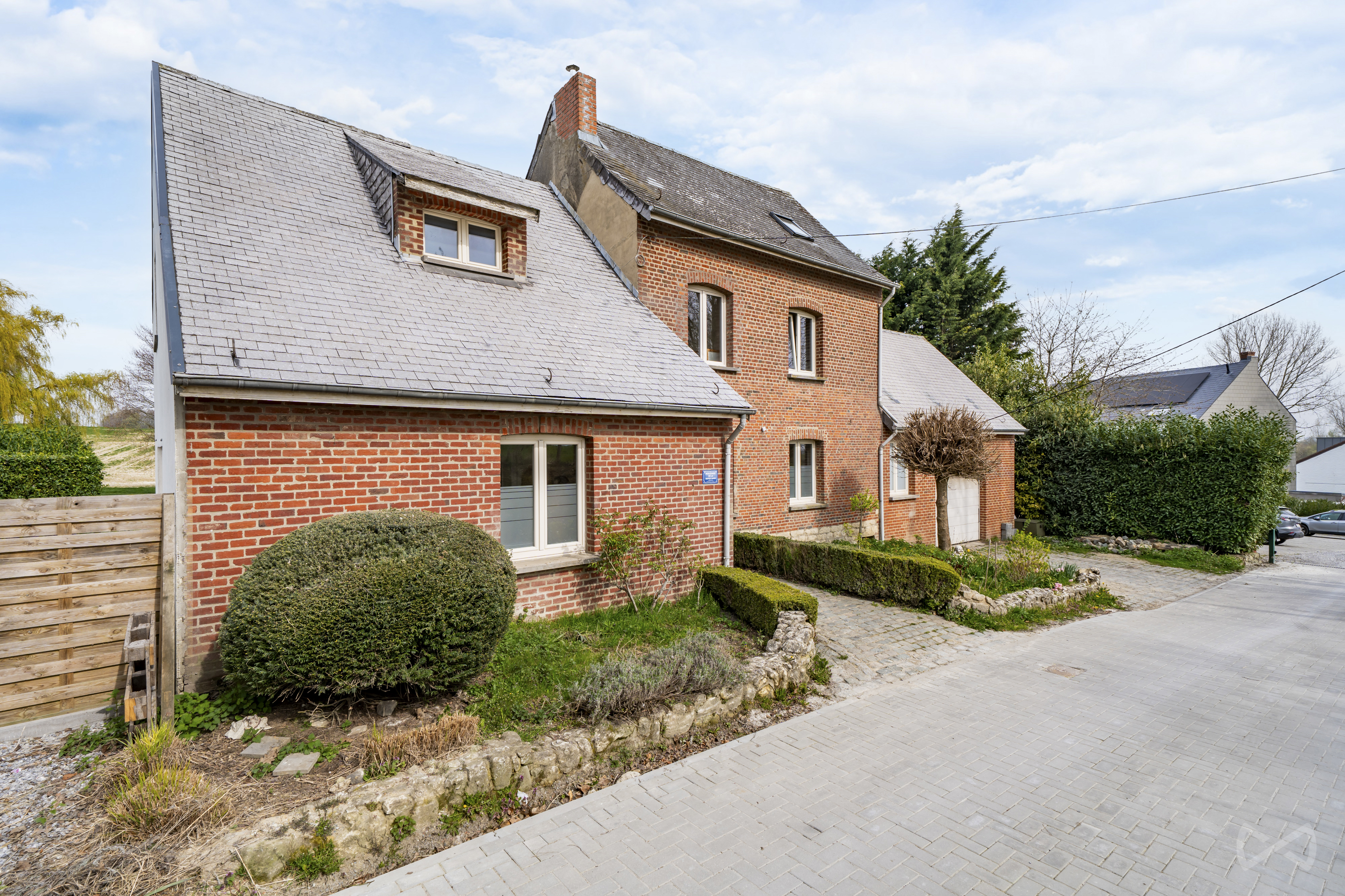 Picture 1 of 4 for Villa with three bedrooms in Genappe