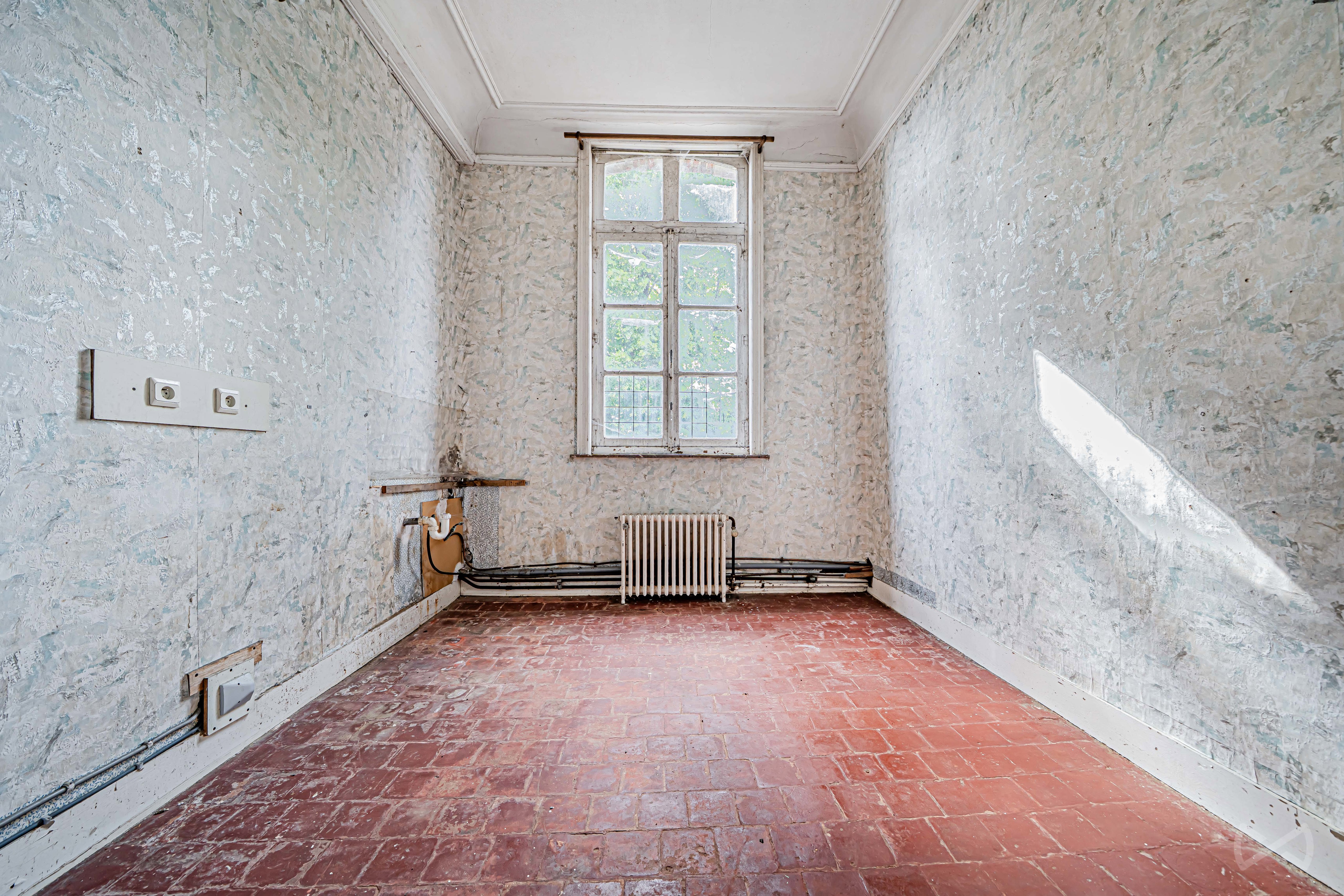 Picture 3 of 4 for Castle with ten bedrooms in Vellereille-le-sec