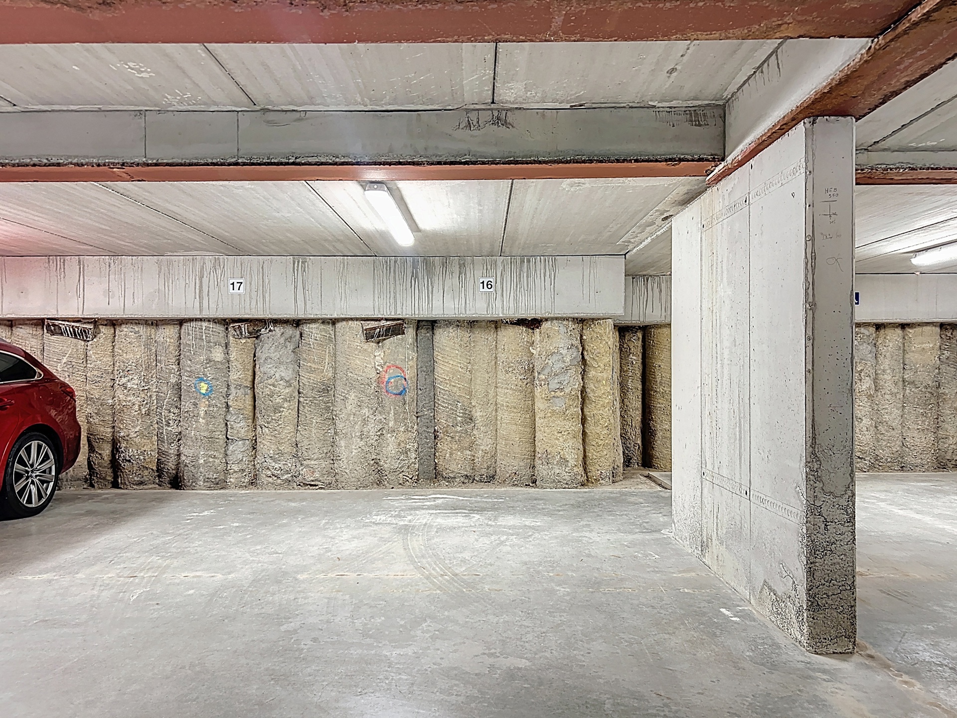 Photo 4 sur 4 pour Parking intérieur à Etterbeek