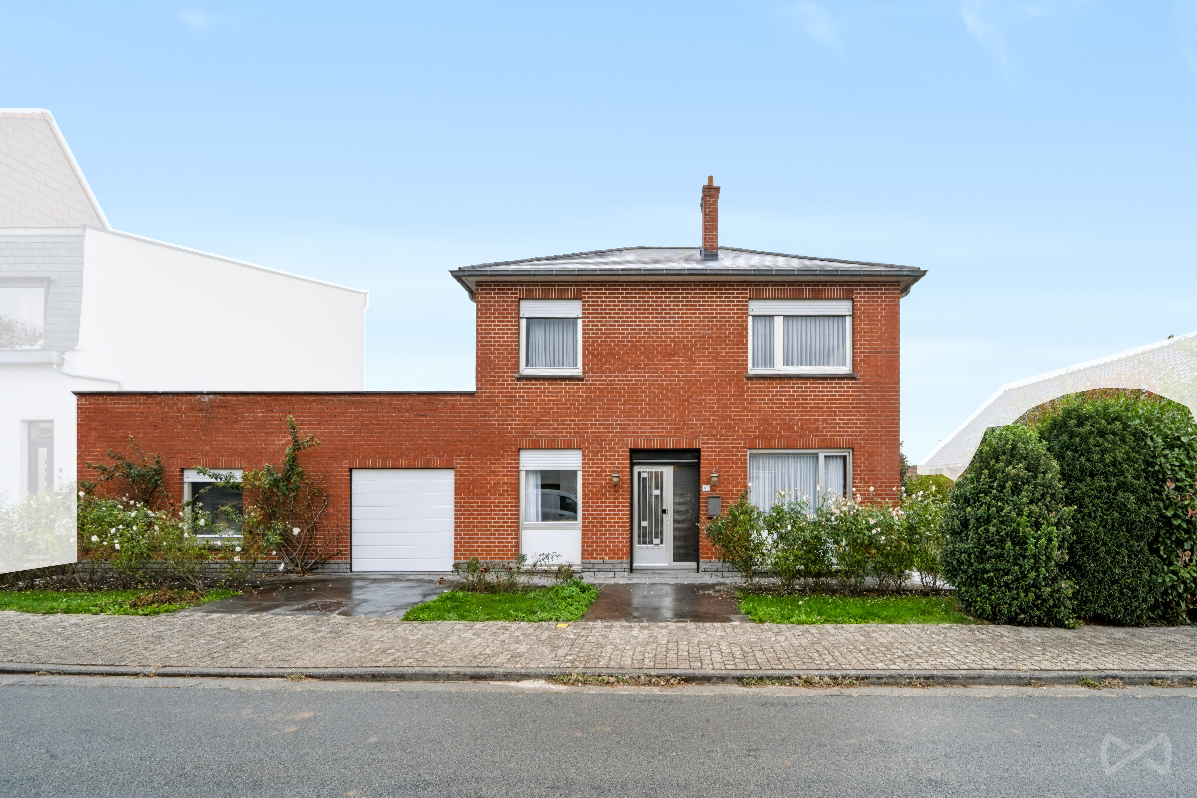 Picture 2 of 3 for Villa with four bedrooms in Tournai