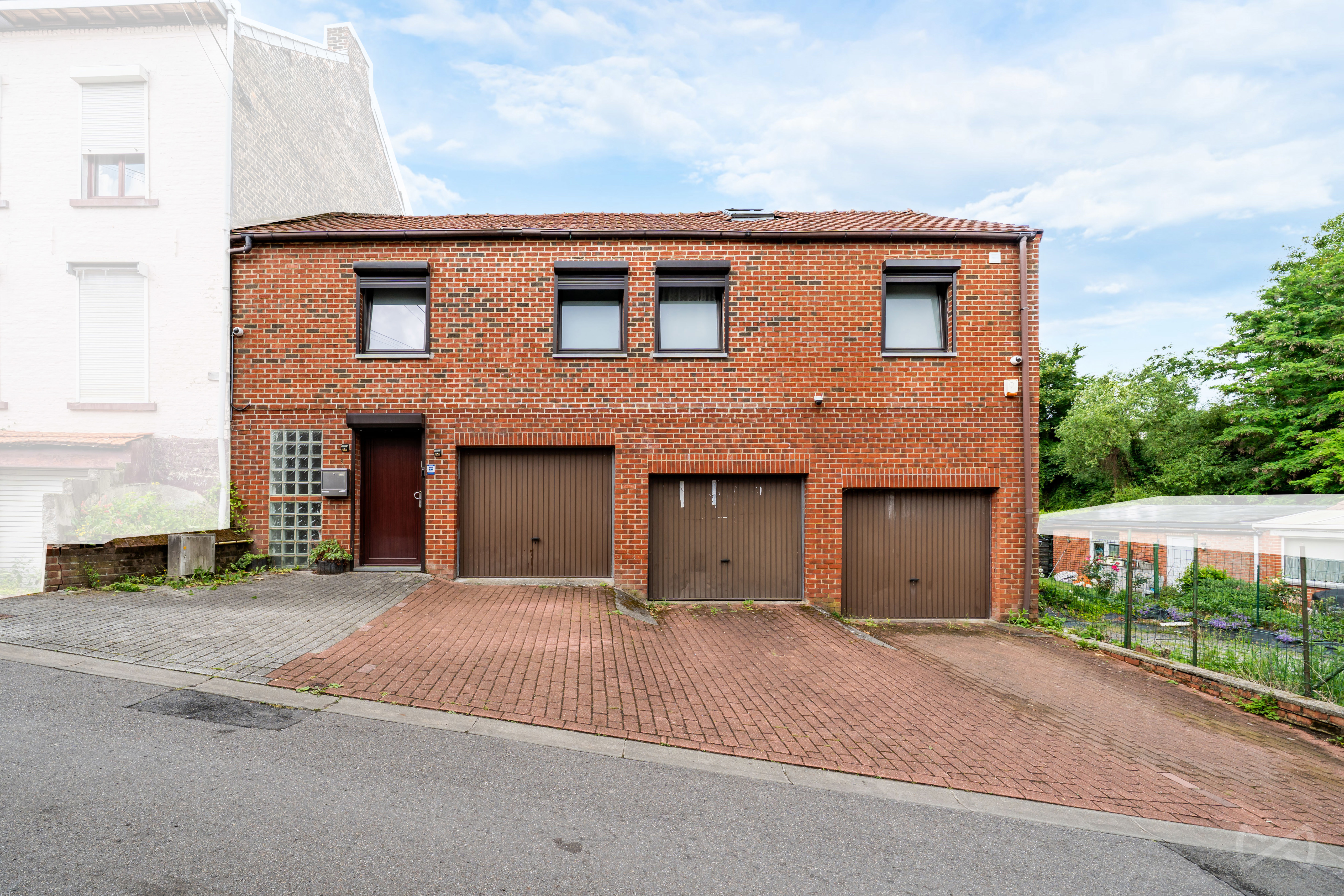 Picture 2 of 3 for Bel-etage with two bedrooms in Jumet