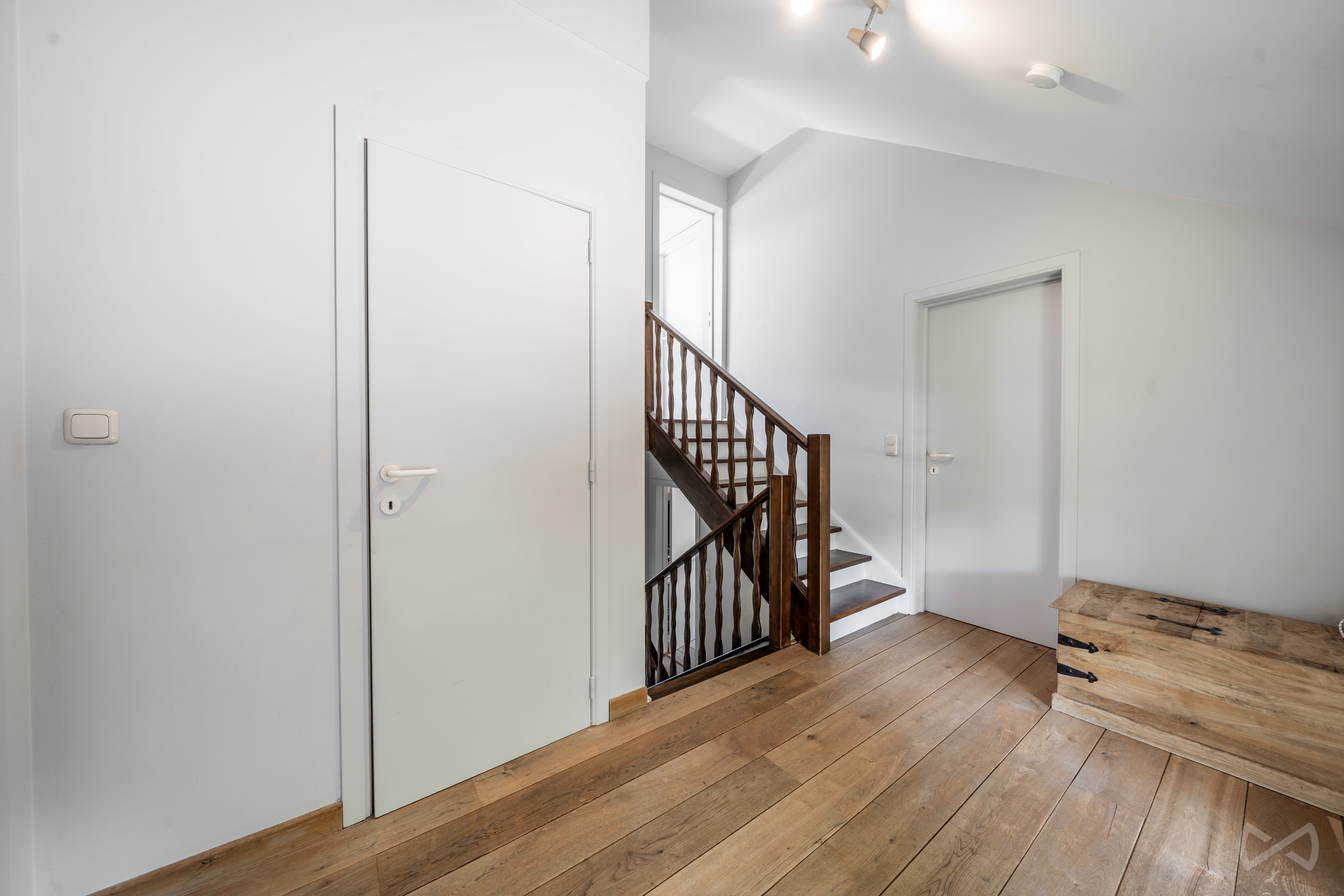 Picture 4 of 4 for Villa with five bedrooms in Waterloo