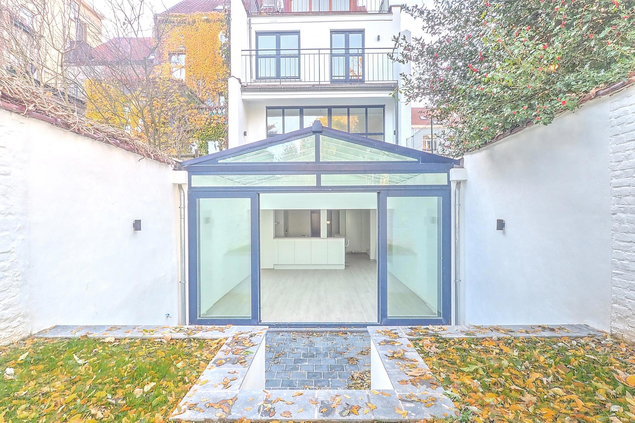 Picture 1 of 5 for Duplex with three bedrooms in Woluwe-Saint-Lambert