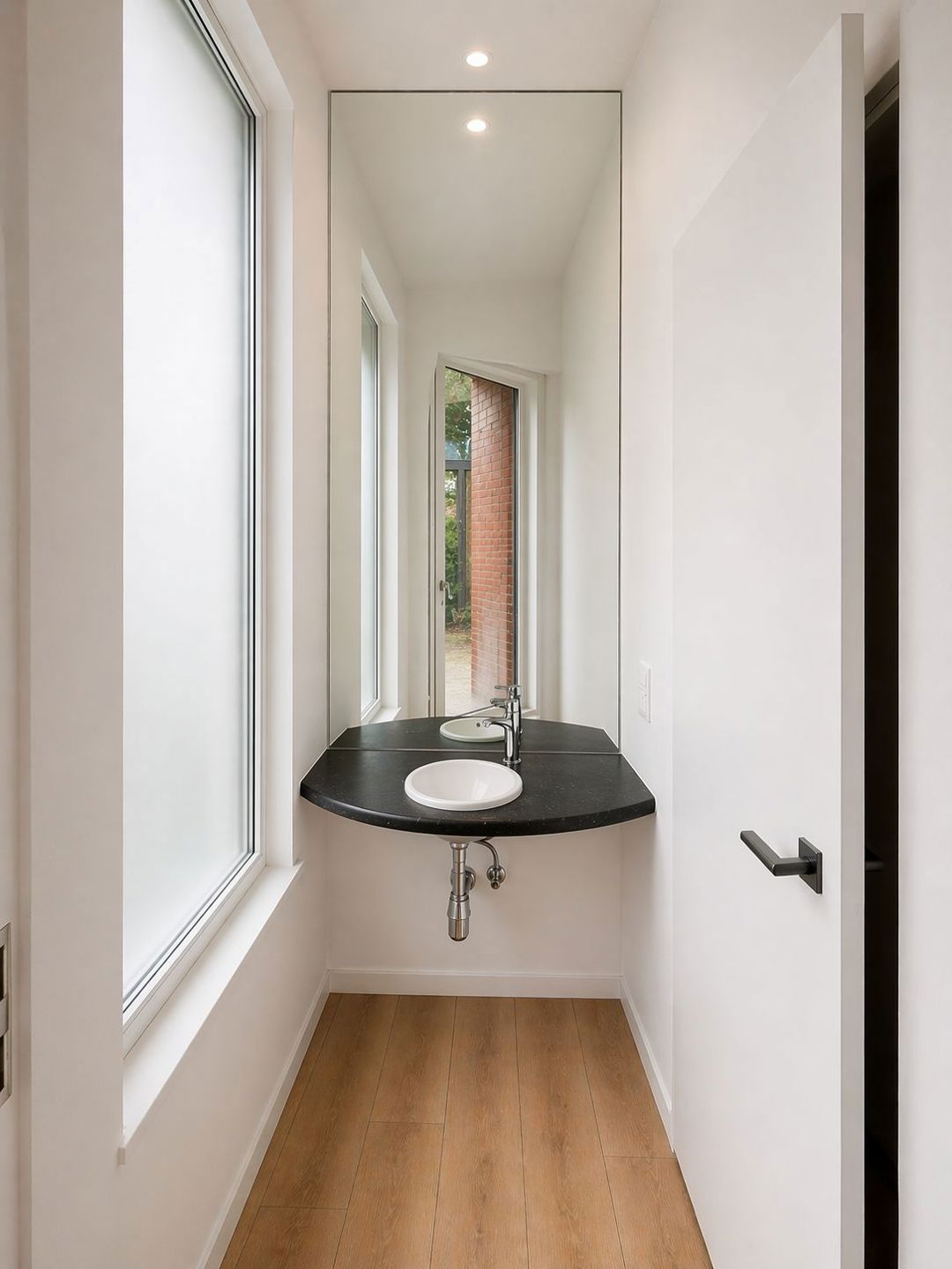 Picture 1 of 2 for Villa in Ixelles