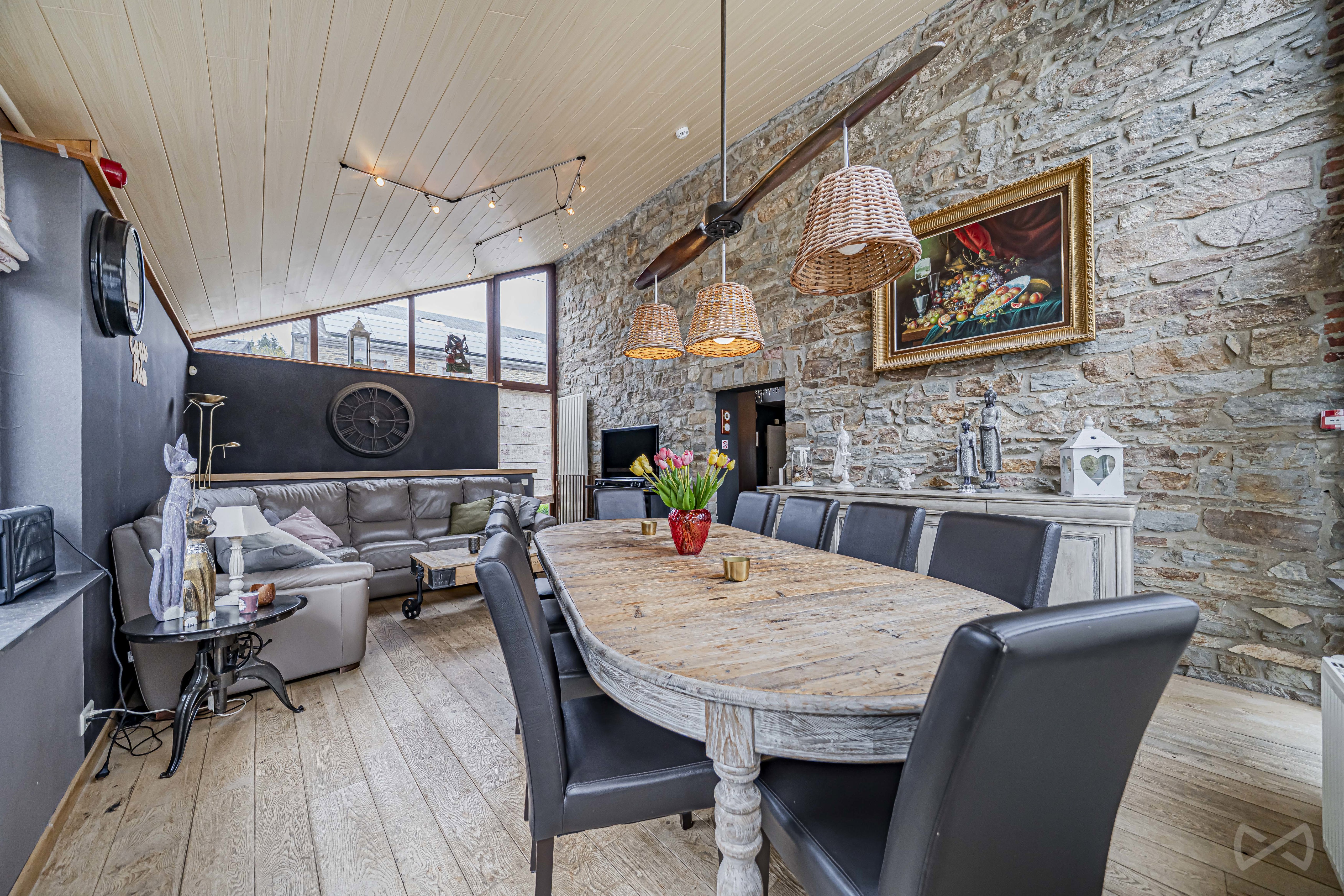 Picture 2 of 4 for House with four bedrooms in Libin Redu