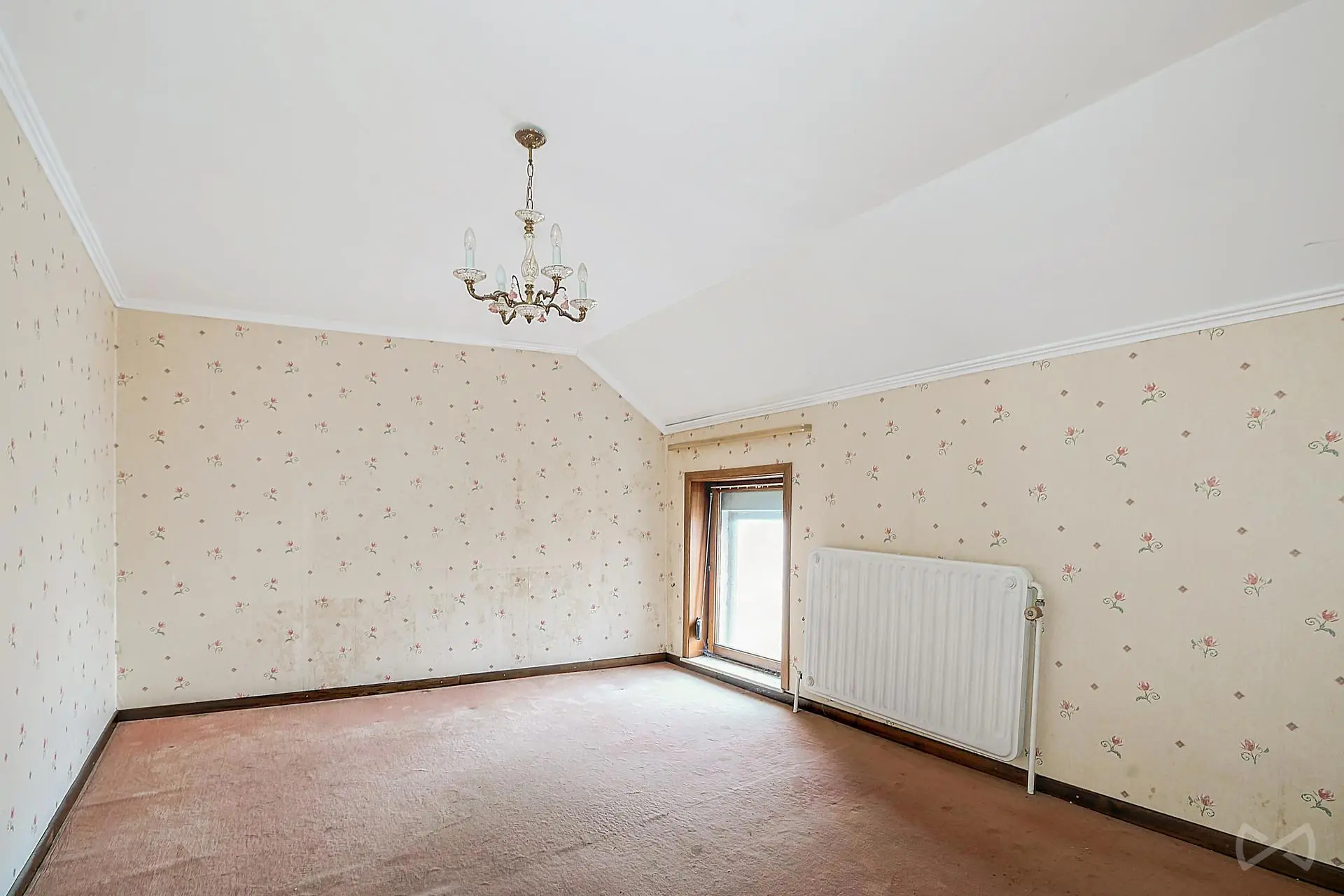 Photo 1 sur 4 pour Maison de cinq chambres à Peissant