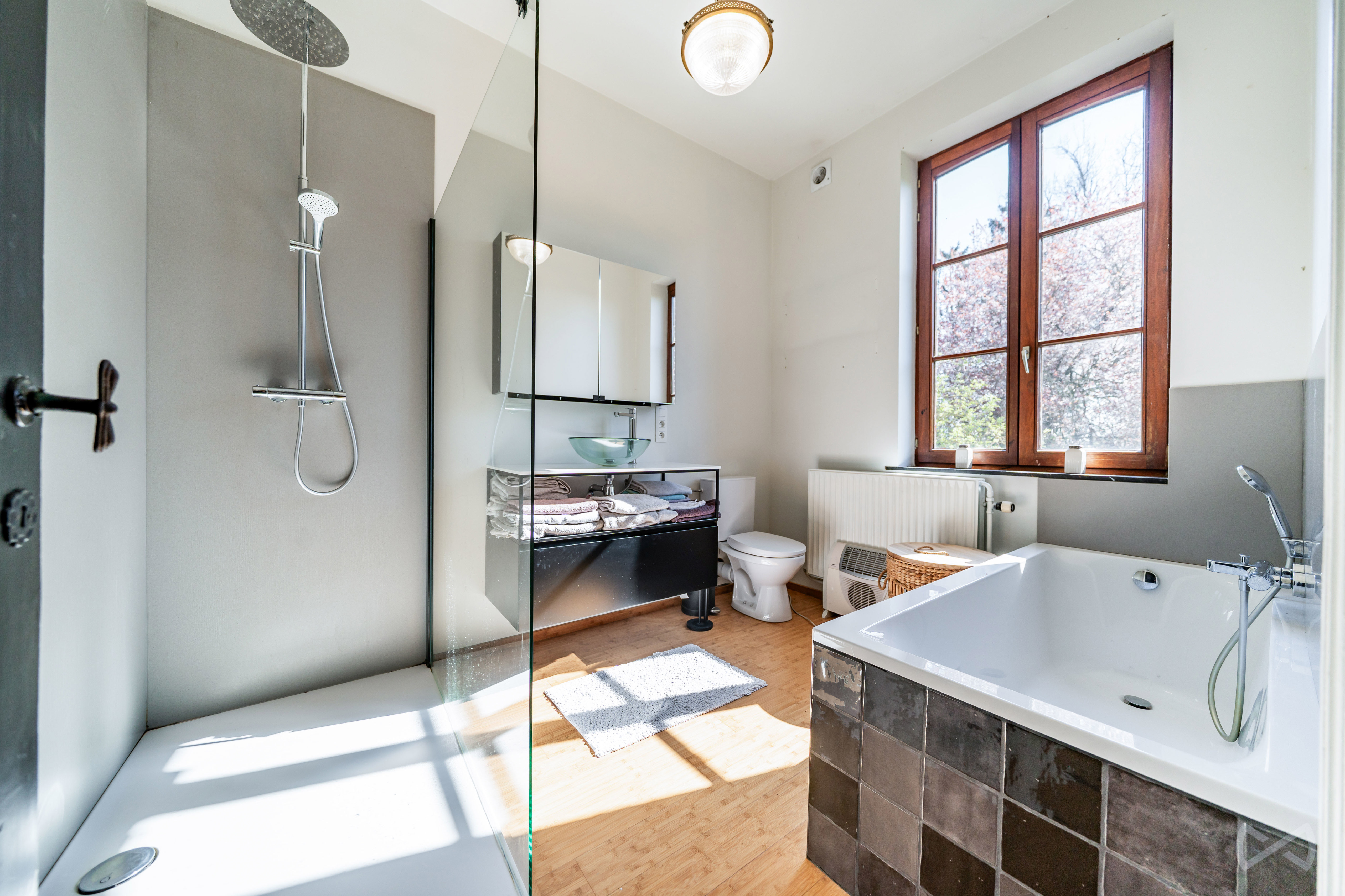 Photo 1 sur 4 pour Villa de sept chambres à Faimes