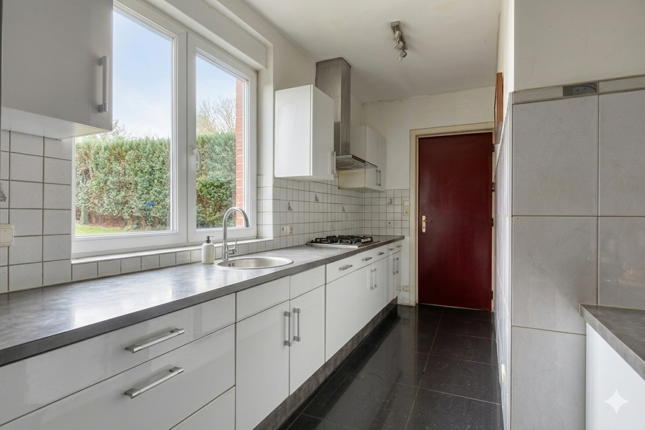 Picture 1 of 4 for House with five bedrooms in Dilbeek