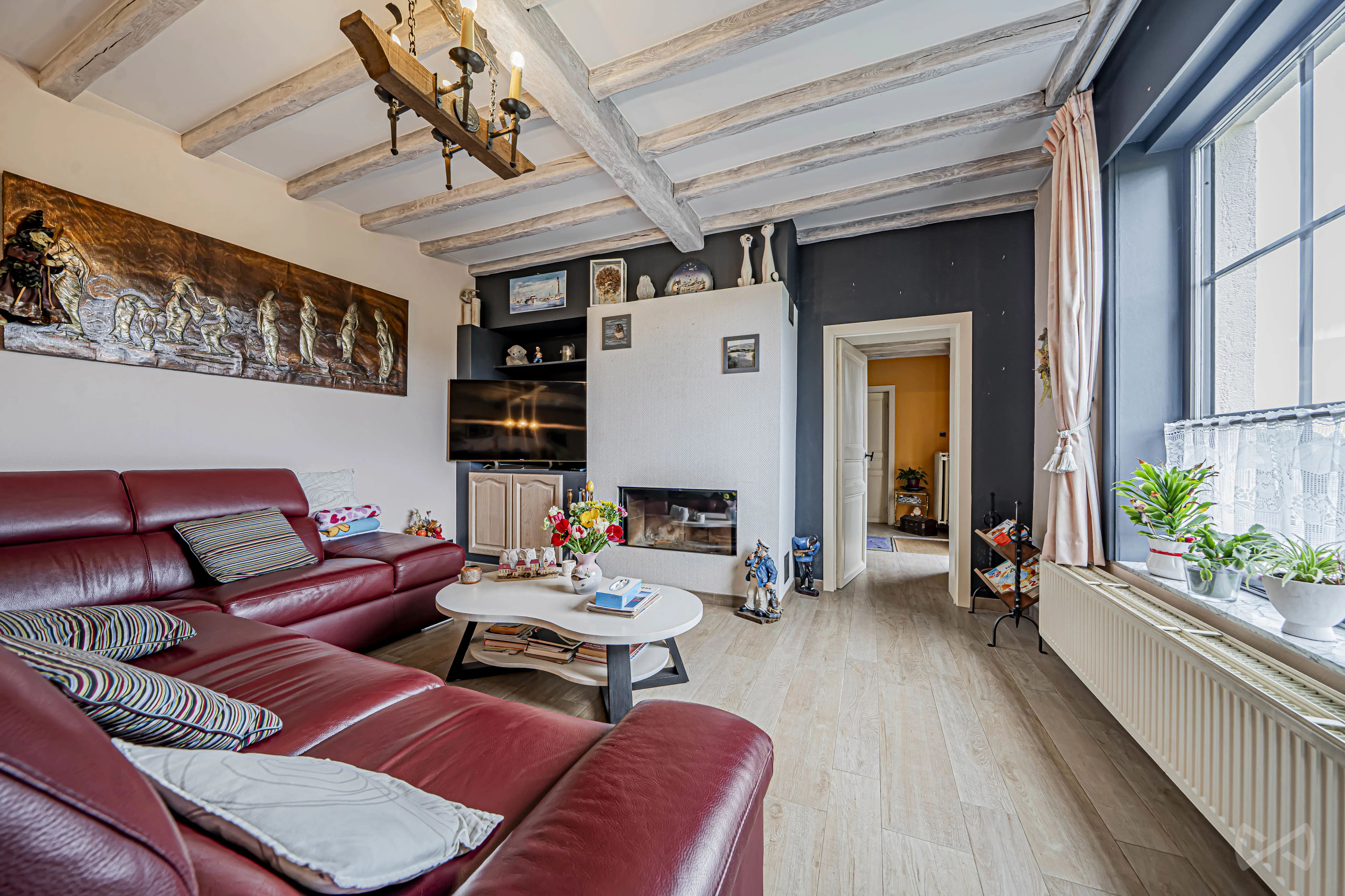 Foto 5 van 4 van Villa met vijf slaapkamers in La Louvière Houdeng-Goegnies