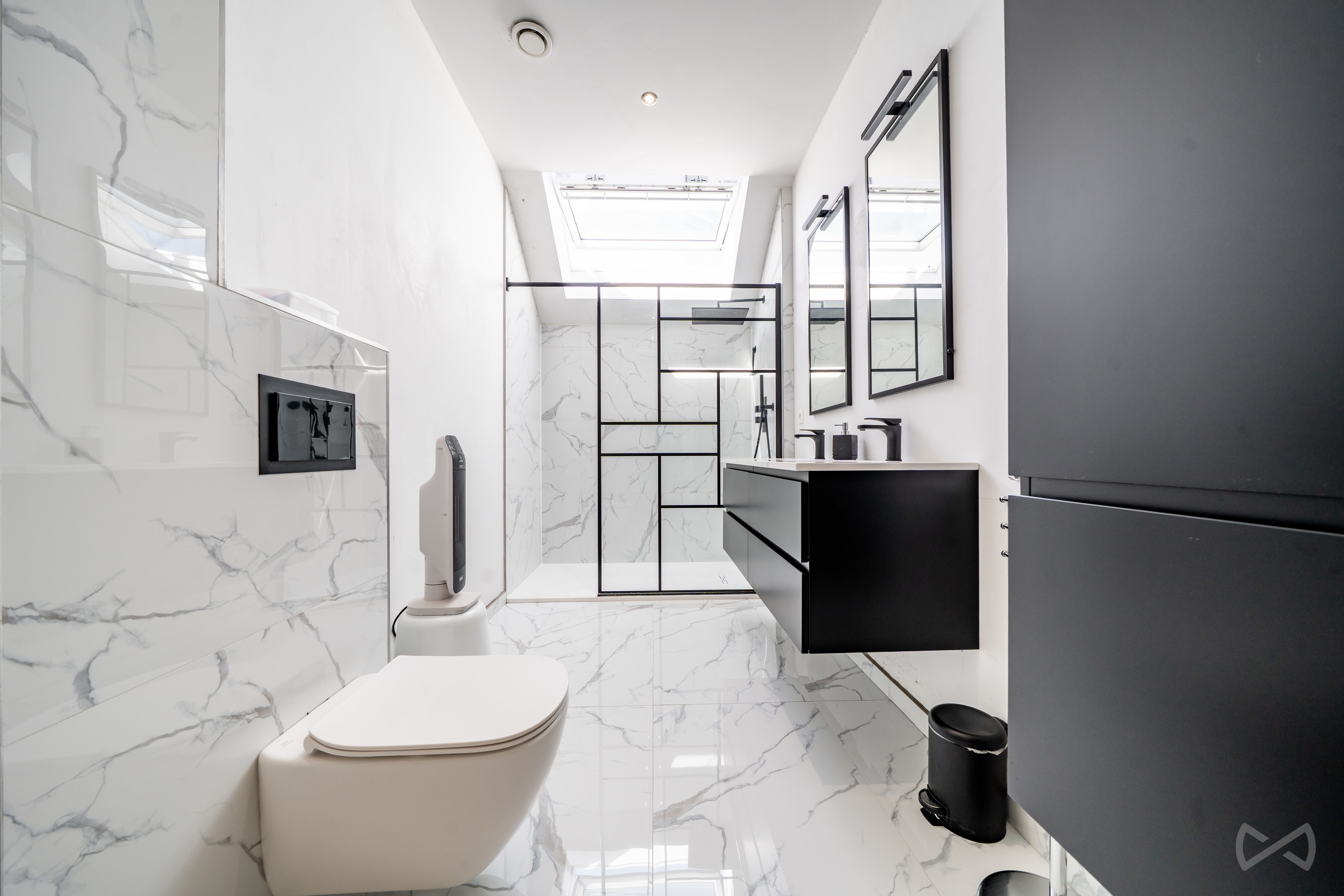 Picture 2 of 4 for Villa with four bedrooms in Bienne-lez-happart