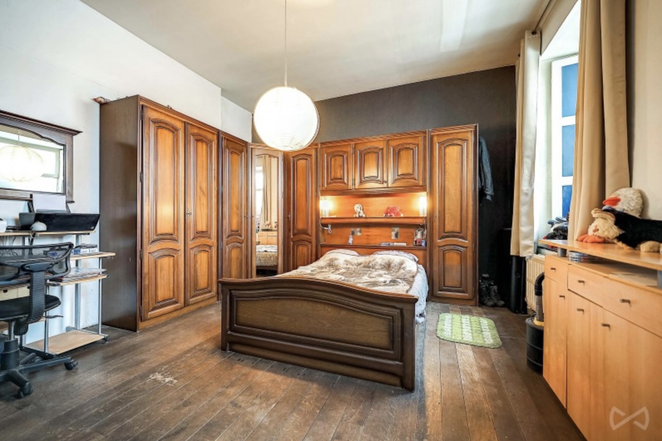 Foto 4 van 4 van Gebouw voor gemengd gebruik met vier slaapkamers in Xhoris