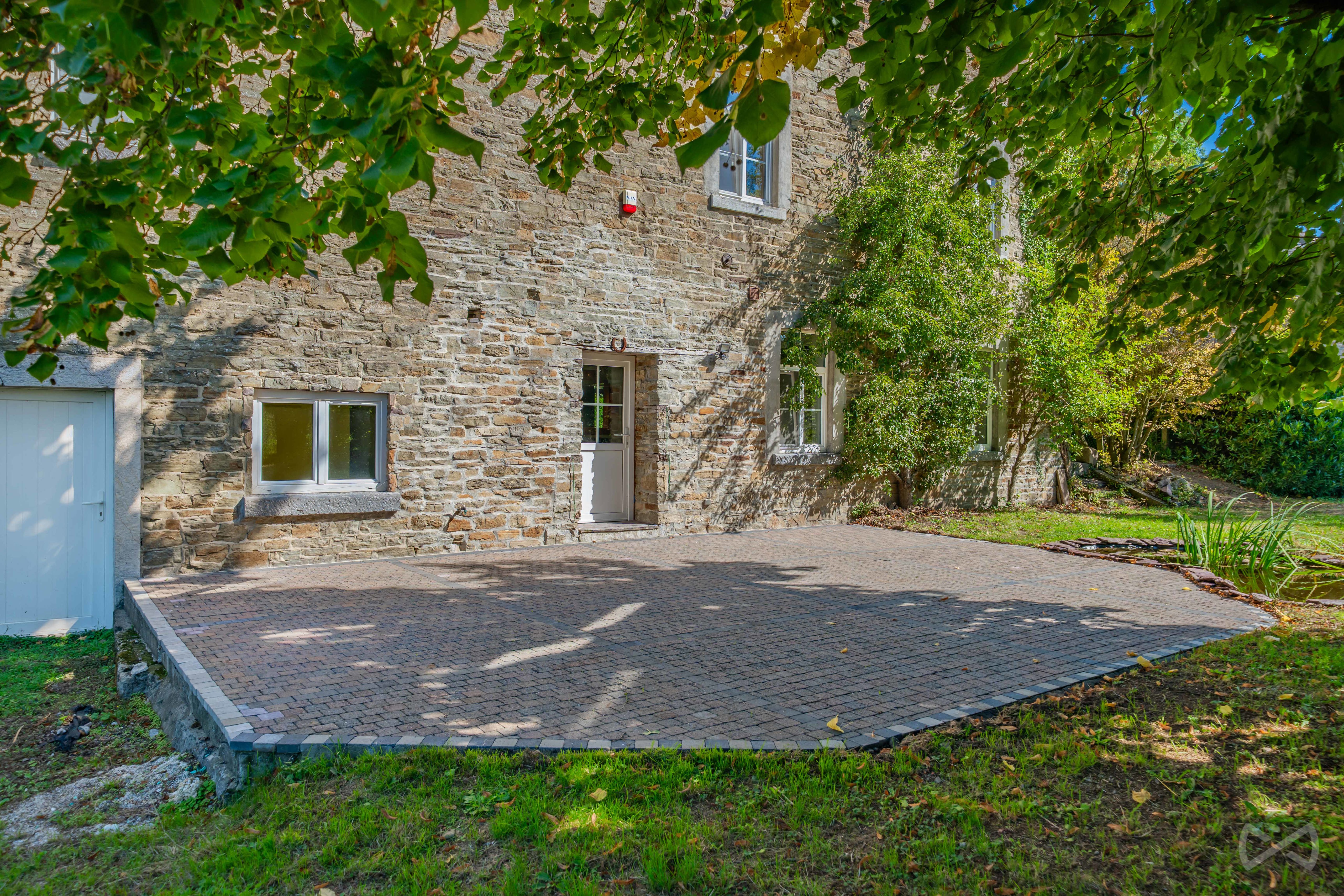 Picture 1 of 4 for Apartment block with eight bedrooms in Villers-le-temple