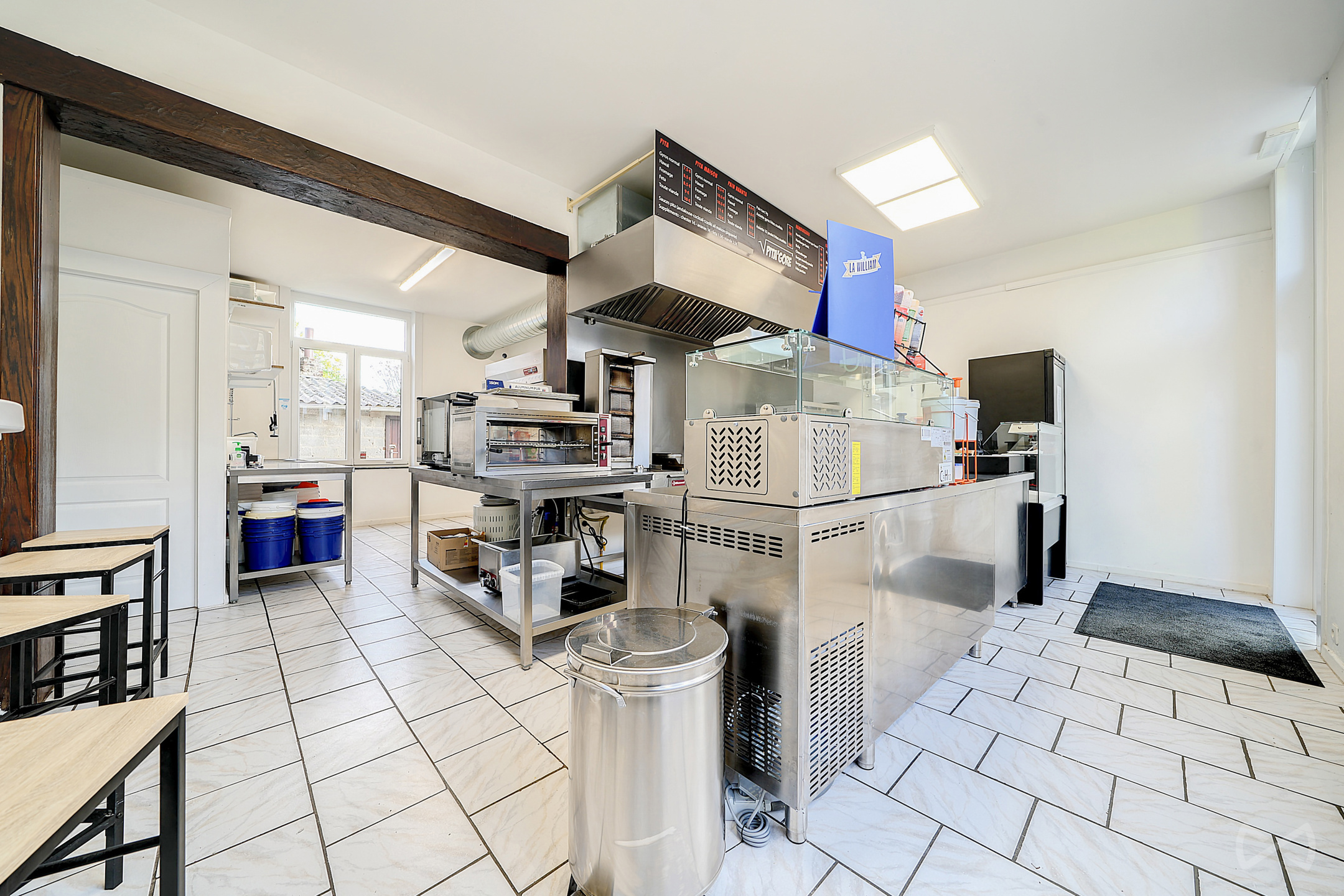 Photo 1 sur 4 pour Immeuble mixte de deux chambres à Hannut