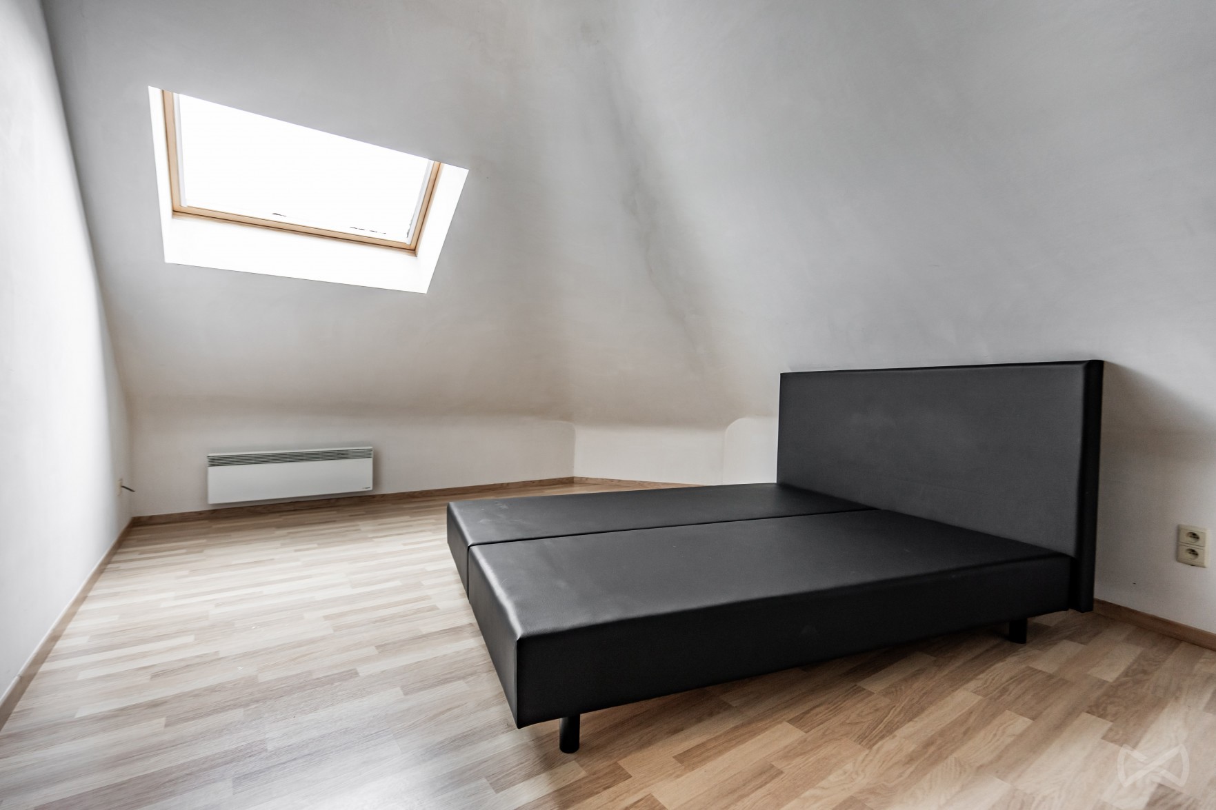 Photo 1 sur 4 pour Immeuble mixte de deux chambres à La Louvière