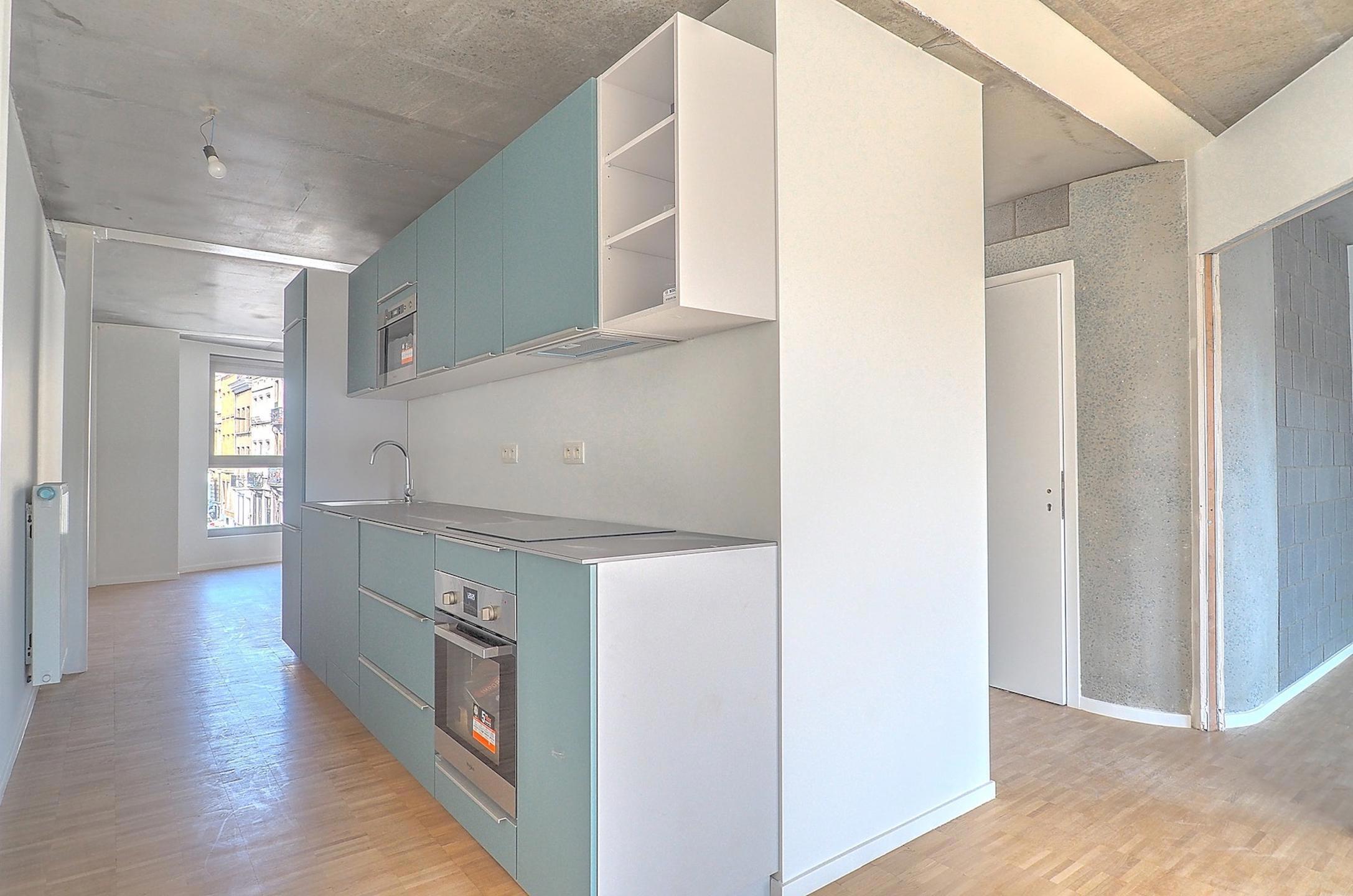 Picture 2 of 3 for Flat in Schaerbeek