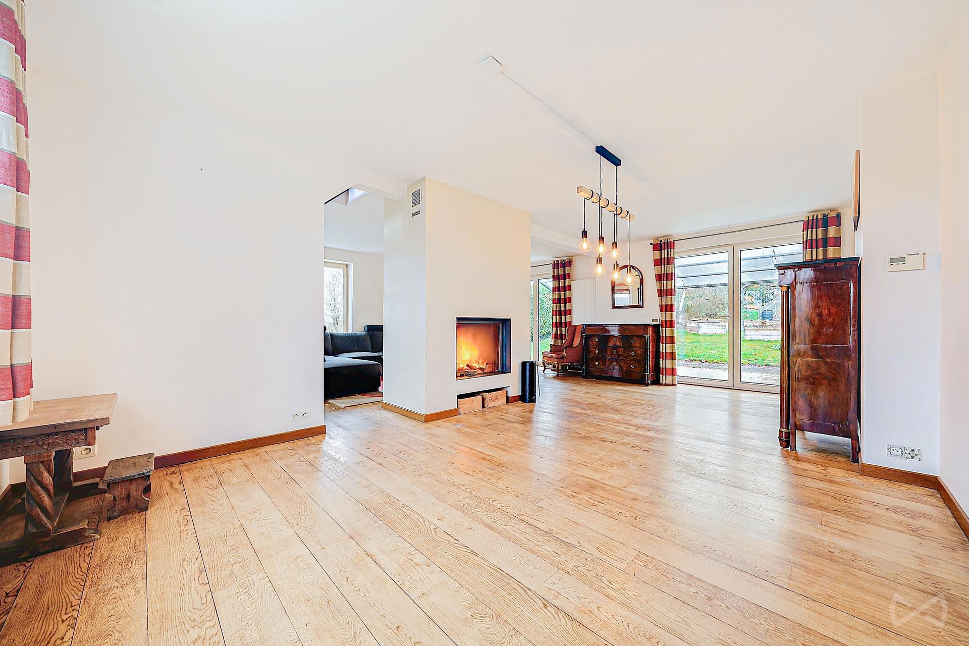 Picture 1 of 4 for House with six bedrooms in Genappe