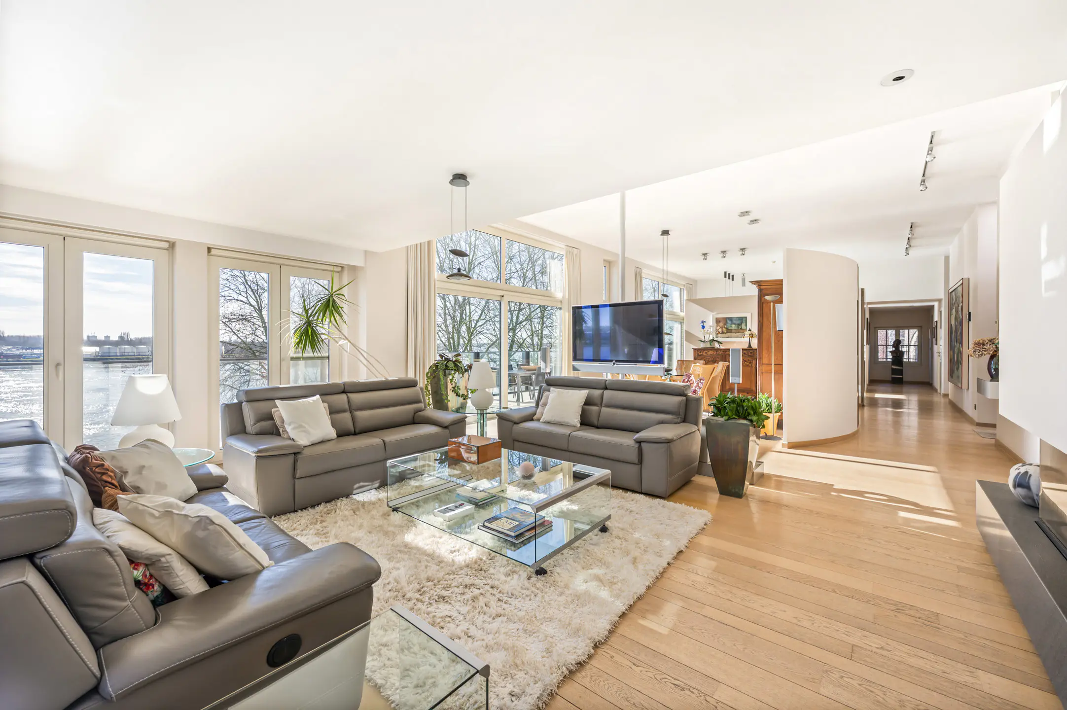 Picture 4 of 4 for Penthouse with three bedrooms in Zwijndrecht Burcht