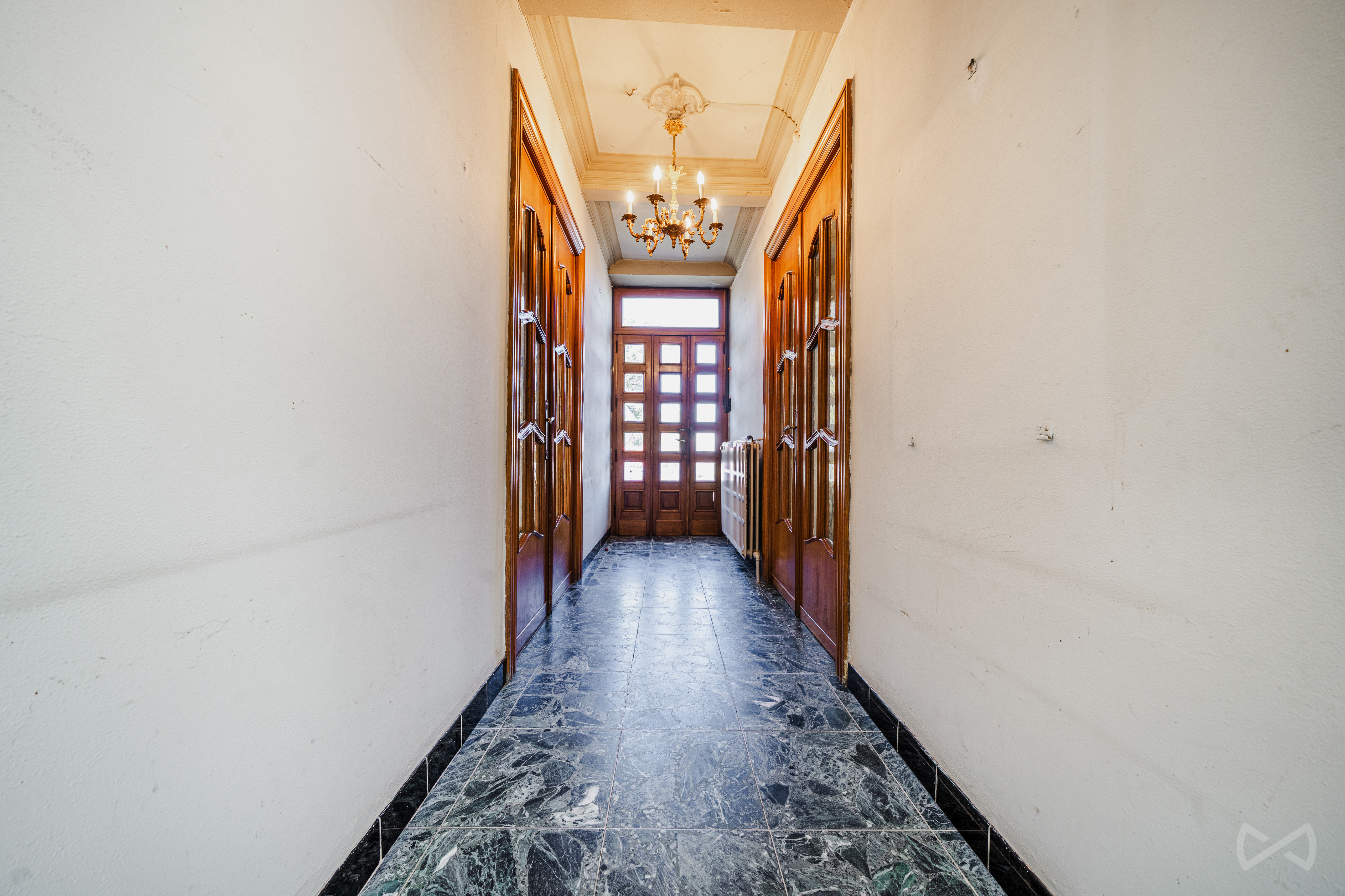 Picture 2 of 4 for House with six bedrooms in Thuin