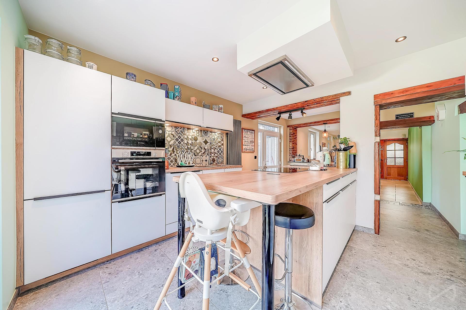 Foto 4 van 4 van Huis met vier slaapkamers in Jumet