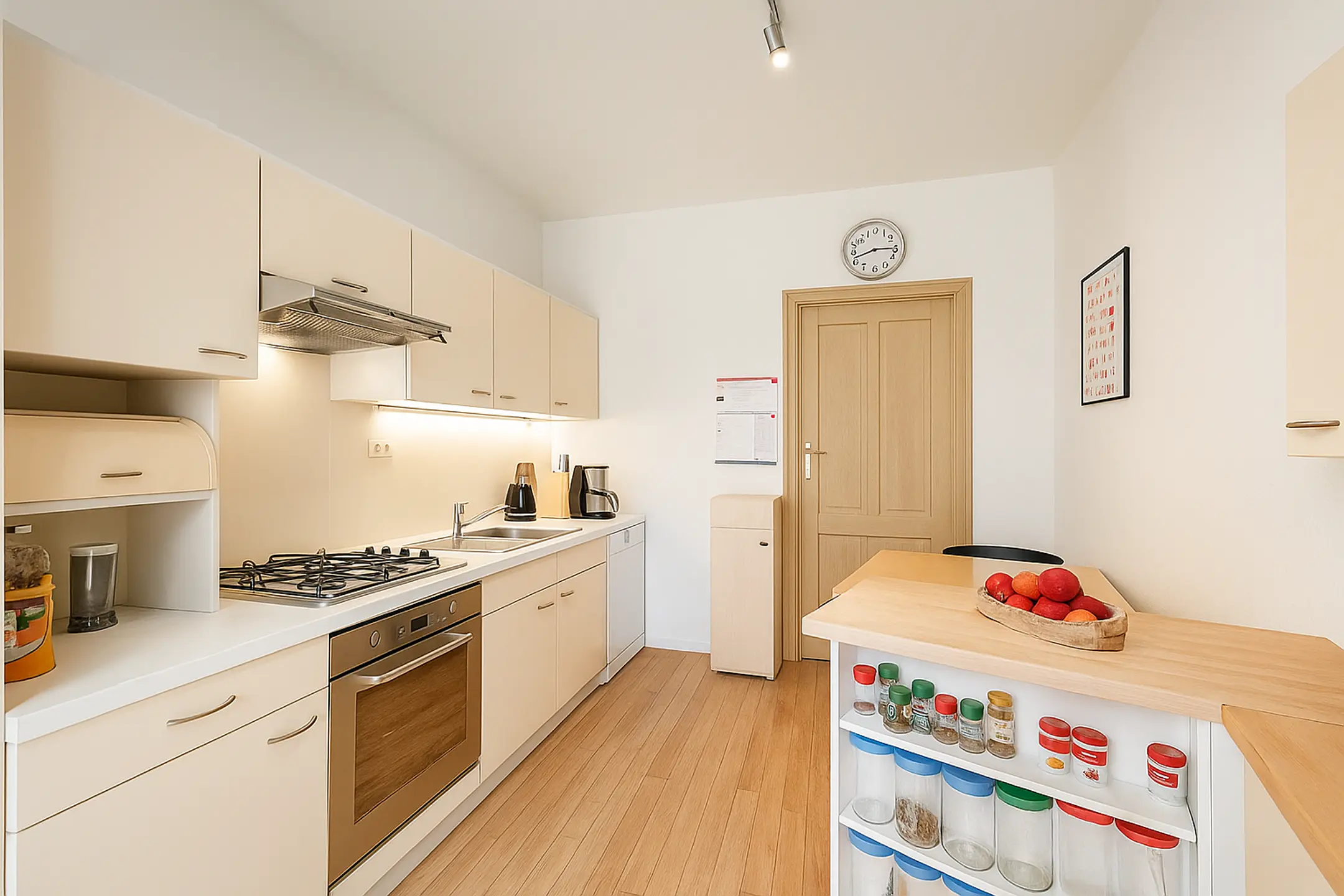 Picture 4 of 4 for Bel-etage with three bedrooms in Neder-over-heembeek